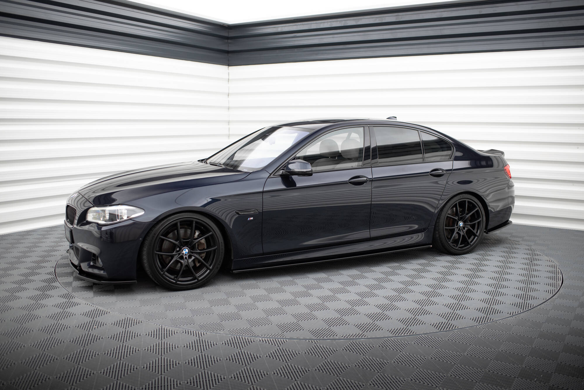 pol_po_SIDE-SKIRTS-DIFFUSERS-for-BMW-5-F10-F11-M-POWER-M-PACK-126_3 pol_po_SIDE-SKIRTS-DIFFUSERS-for-BMW-5-F10-F11-M-POWER-M-PACK-126_3
