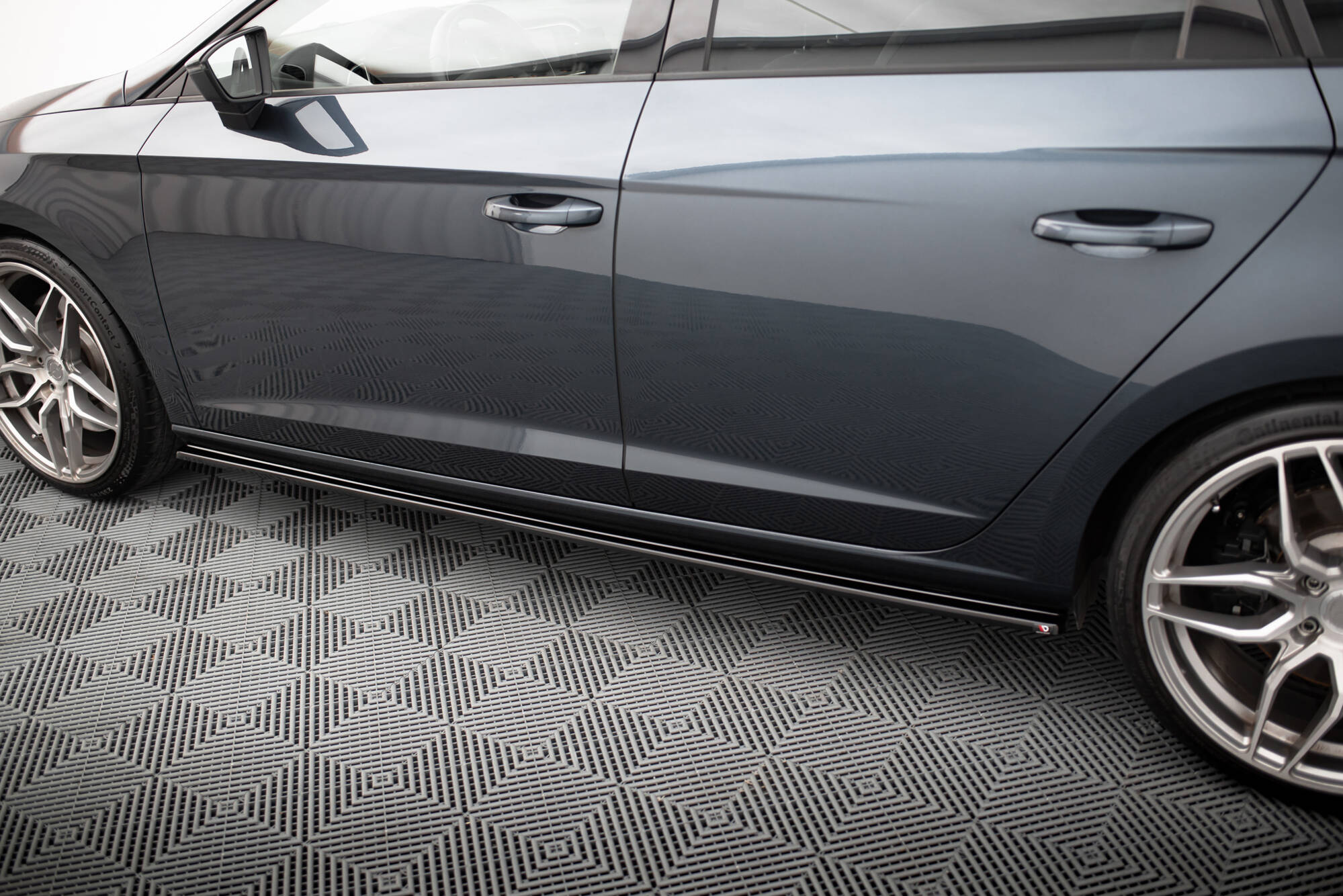 pol_po_SIDE-SKIRTS-DIFFUSERS-v-1-Seat-Leon-Mk3-Cupra-FR-Facelift-319_4 pol_po_SIDE-SKIRTS-DIFFUSERS-v-1-Seat-Leon-Mk3-Cupra-FR-Facelift-319_4