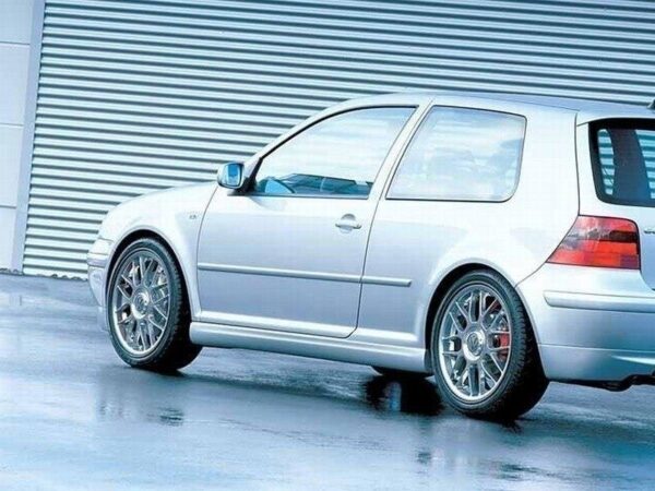 SIDE SKIRTS VW GOLF 4 25’TH ANNIVERSARY LOOK Volkswagen Golf Mk4