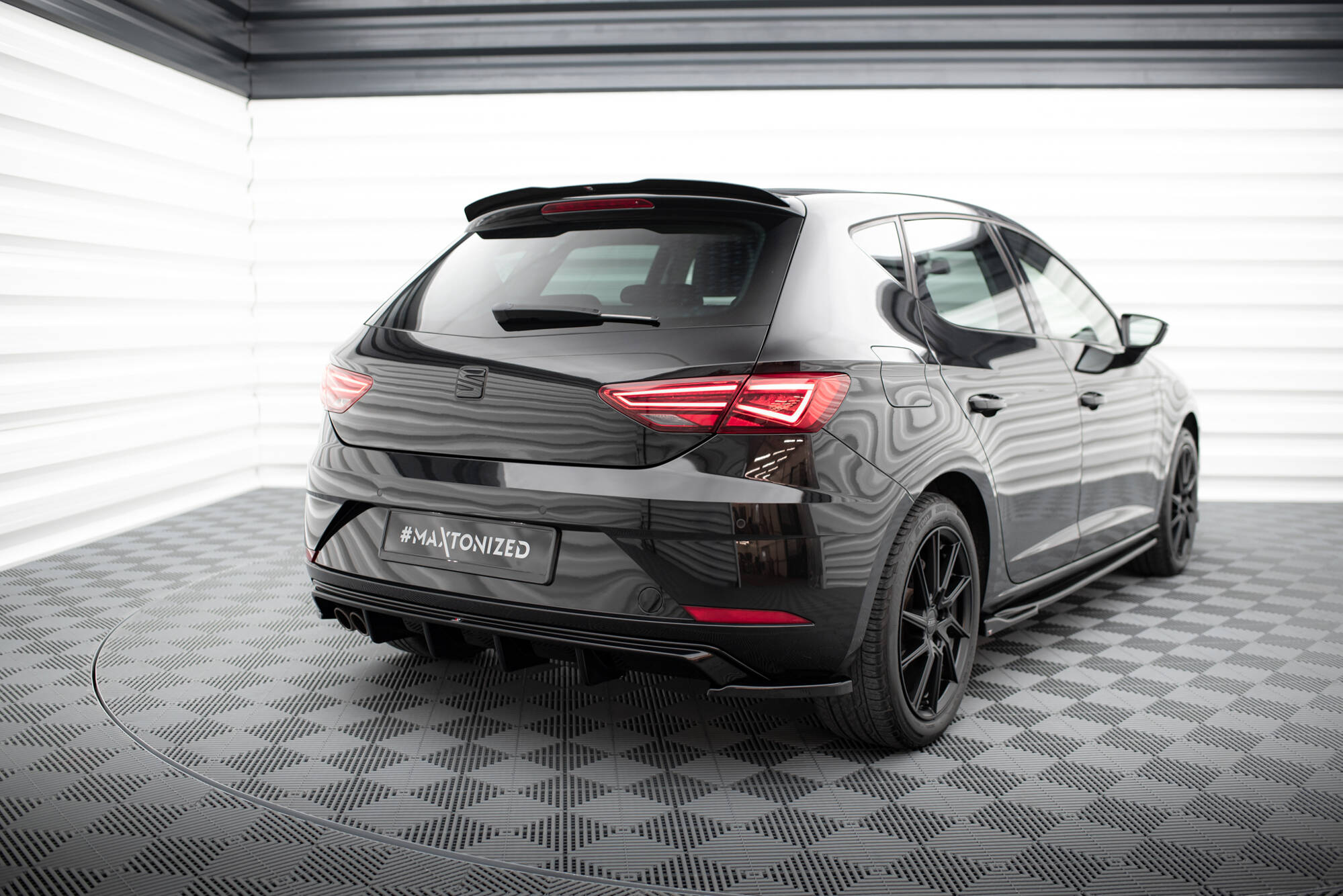 pol_po_SPOILER-CAP-SEAT-LEON-III-1265_4 pol_po_SPOILER-CAP-SEAT-LEON-III-1265_4
