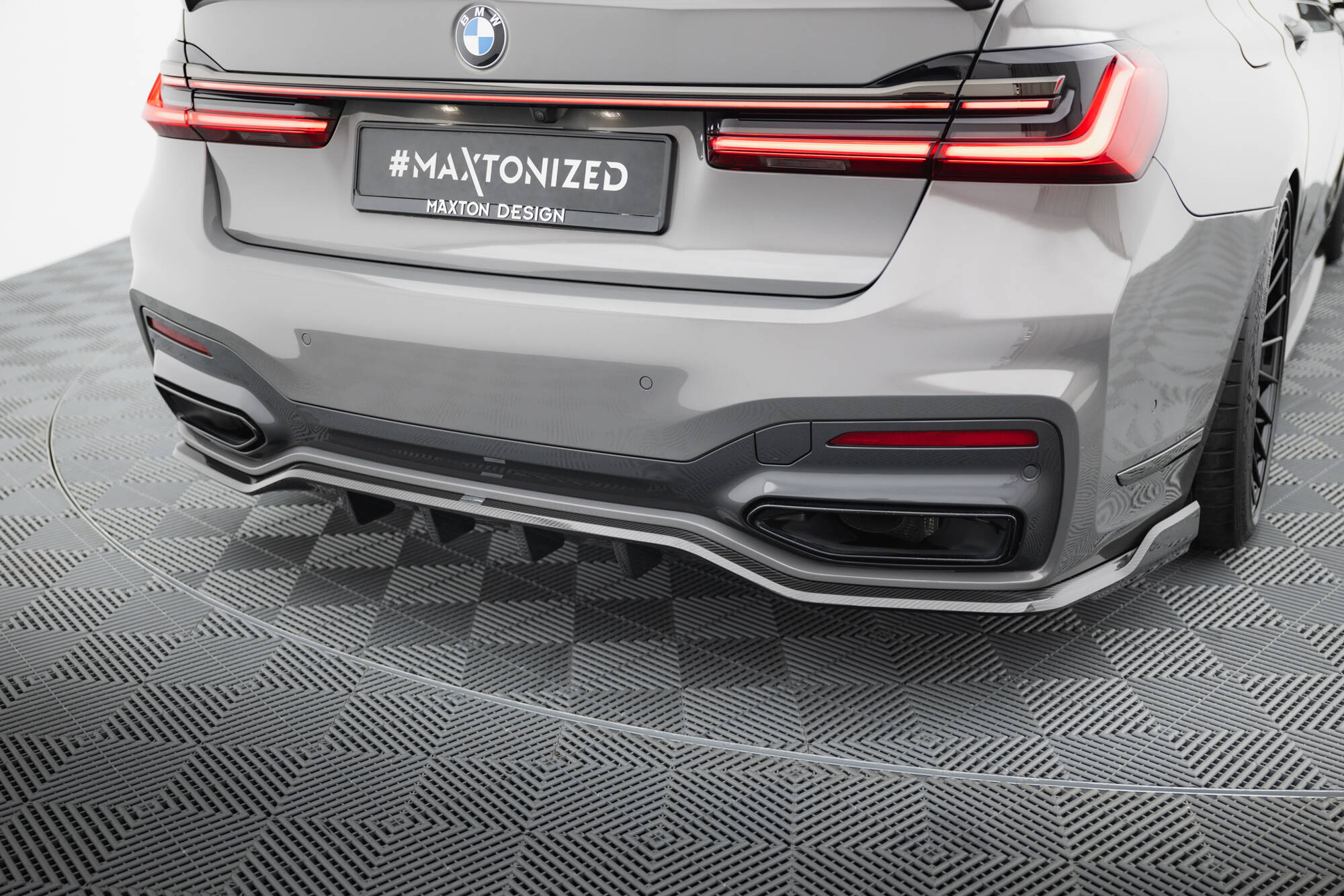 pol_po_Set-of-Prepreg-Carbon-Fiber-Splitters-BMW-7-M-Pack-G11-Facelift-21162_16 pol_po_Set-of-Prepreg-Carbon-Fiber-Splitters-BMW-7-M-Pack-G11-Facelift-21162_16