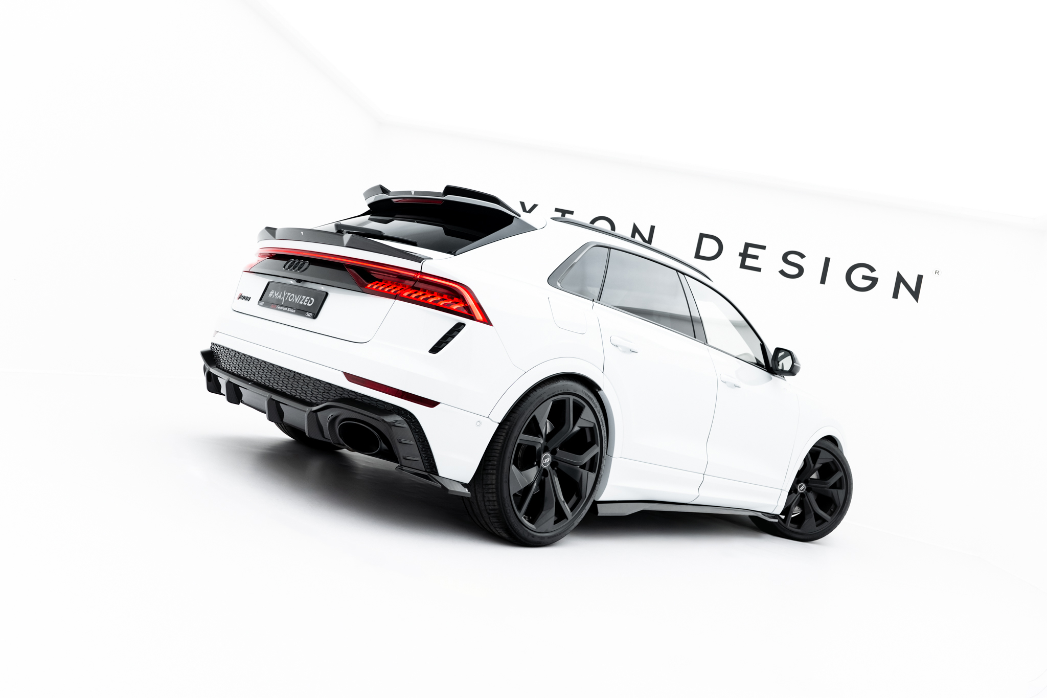 pol_po_Set-of-Prepreg-Carbon-Splitters-Audi-RSQ8-Mk1-20170_23 pol_po_Set-of-Prepreg-Carbon-Splitters-Audi-RSQ8-Mk1-20170_23