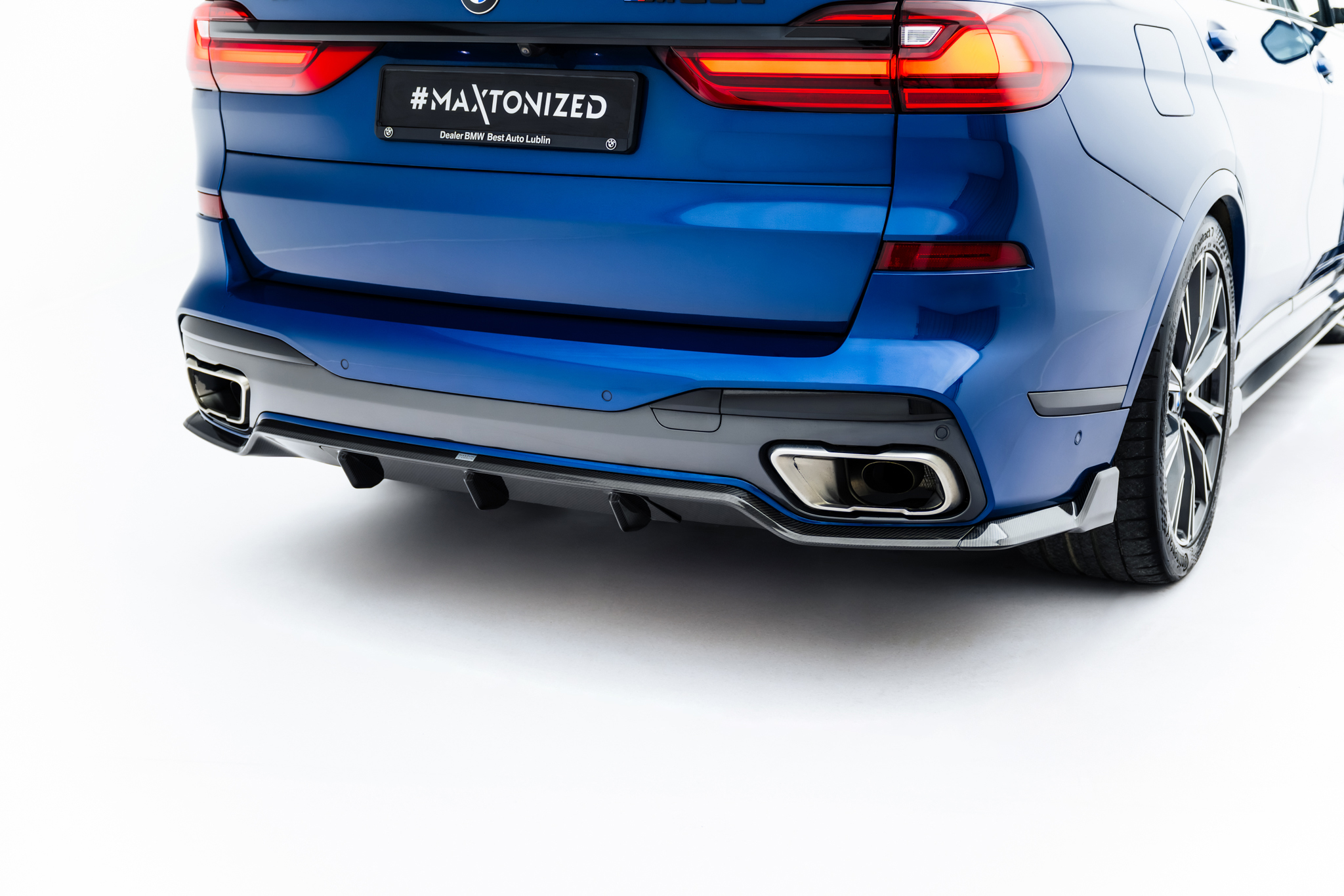 pol_po_Set-of-Prepreg-Carbon-Splitters-BMW-X7-M-Pack-G07-23513_14 pol_po_Set-of-Prepreg-Carbon-Splitters-BMW-X7-M-Pack-G07-23513_14