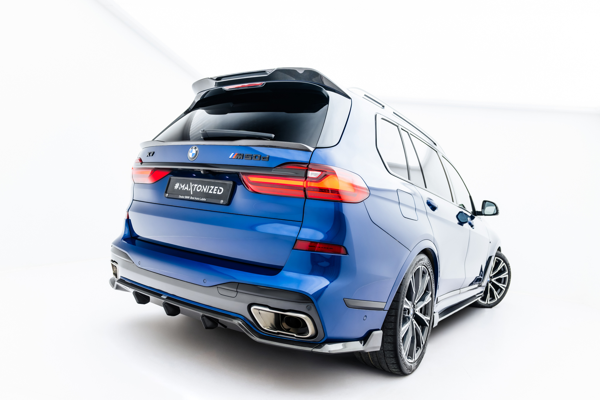 pol_po_Set-of-Prepreg-Carbon-Splitters-BMW-X7-M-Pack-G07-23513_7 pol_po_Set-of-Prepreg-Carbon-Splitters-BMW-X7-M-Pack-G07-23513_7