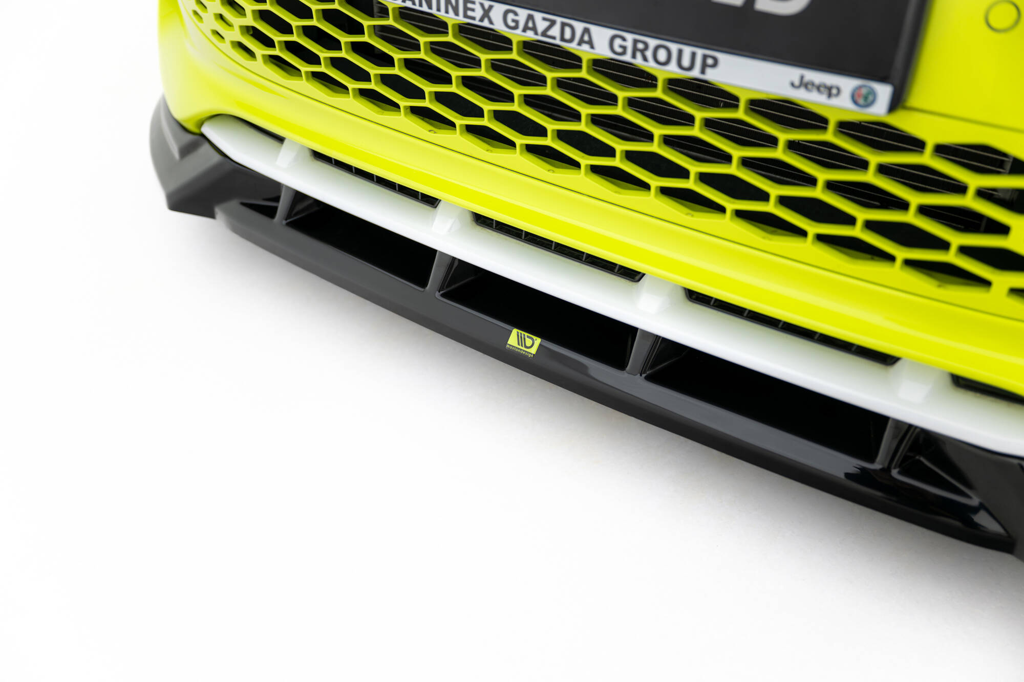 pol_po_Set-of-Splitters-Abarth-500e-22477_15 pol_po_Set-of-Splitters-Abarth-500e-22477_15