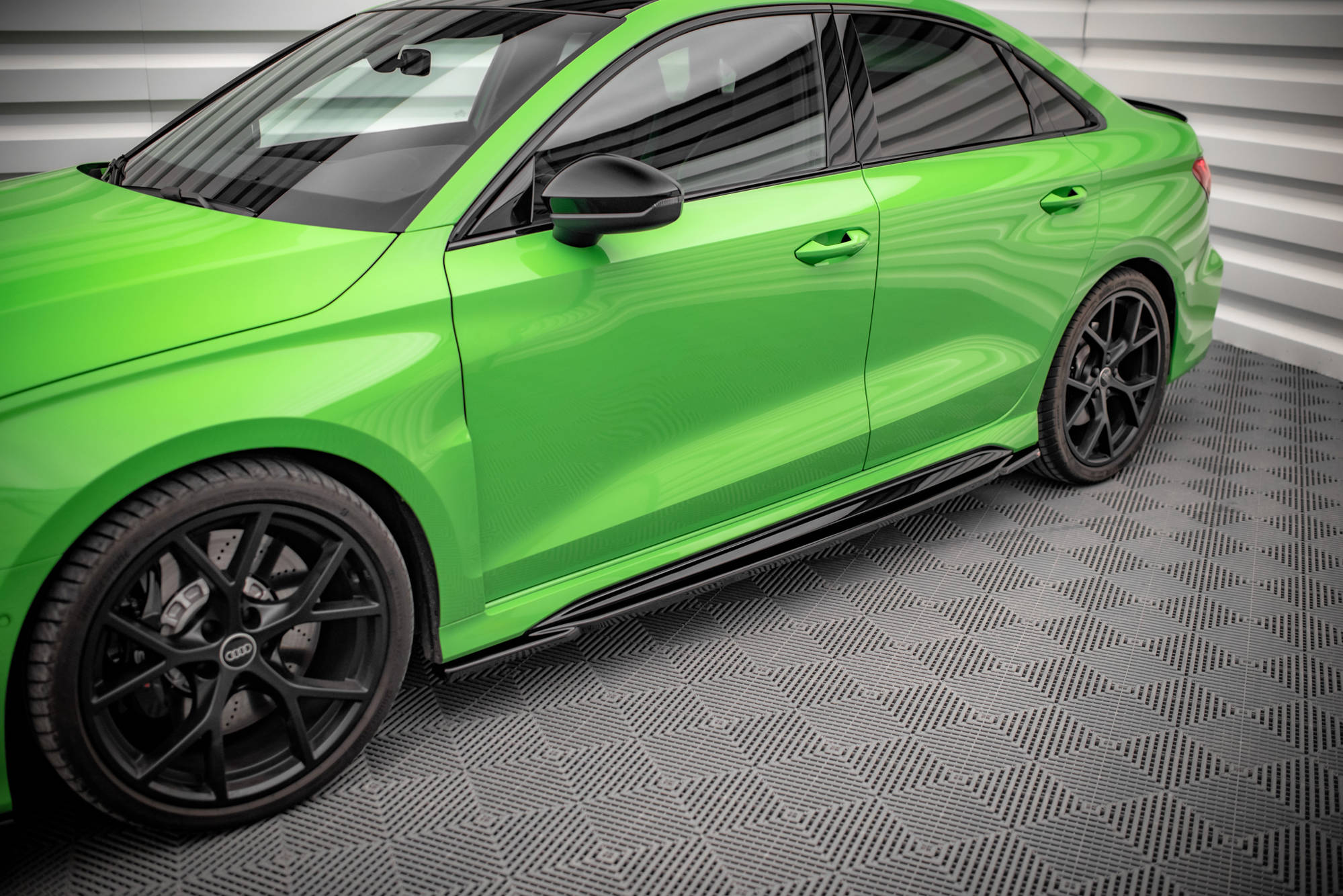 pol_po_Set-of-Splitters-Audi-RS3-Sedan-8Y-21874_18 pol_po_Set-of-Splitters-Audi-RS3-Sedan-8Y-21874_18