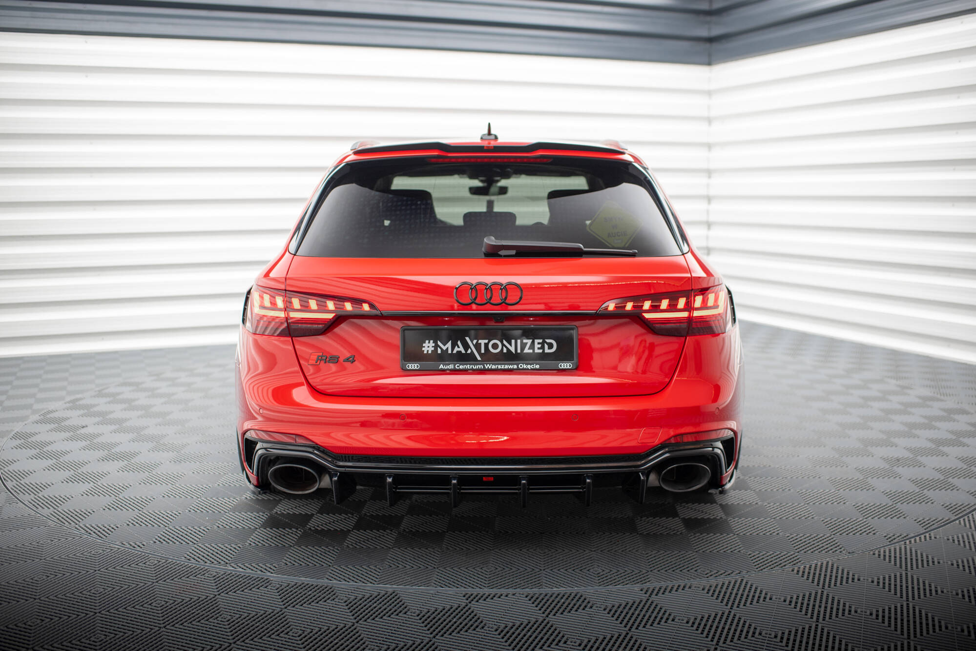pol_po_Set-of-Splitters-Audi-RS4-B9-Facelift-21880_15 pol_po_Set-of-Splitters-Audi-RS4-B9-Facelift-21880_15