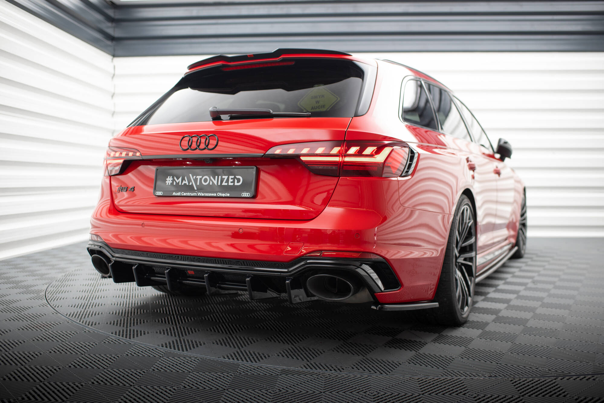 pol_po_Set-of-Splitters-Audi-RS4-B9-Facelift-21880_16 pol_po_Set-of-Splitters-Audi-RS4-B9-Facelift-21880_16