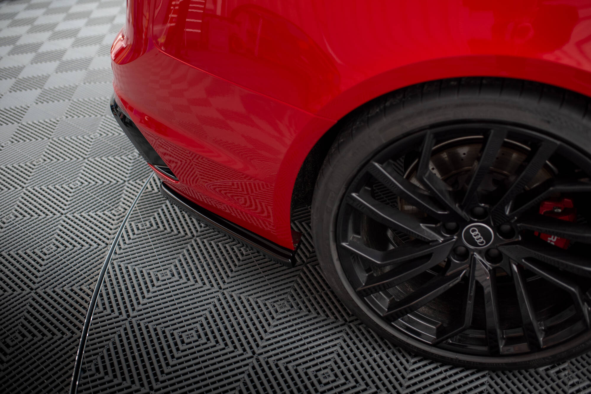 pol_po_Set-of-Splitters-Audi-RS4-B9-Facelift-21880_6 pol_po_Set-of-Splitters-Audi-RS4-B9-Facelift-21880_6