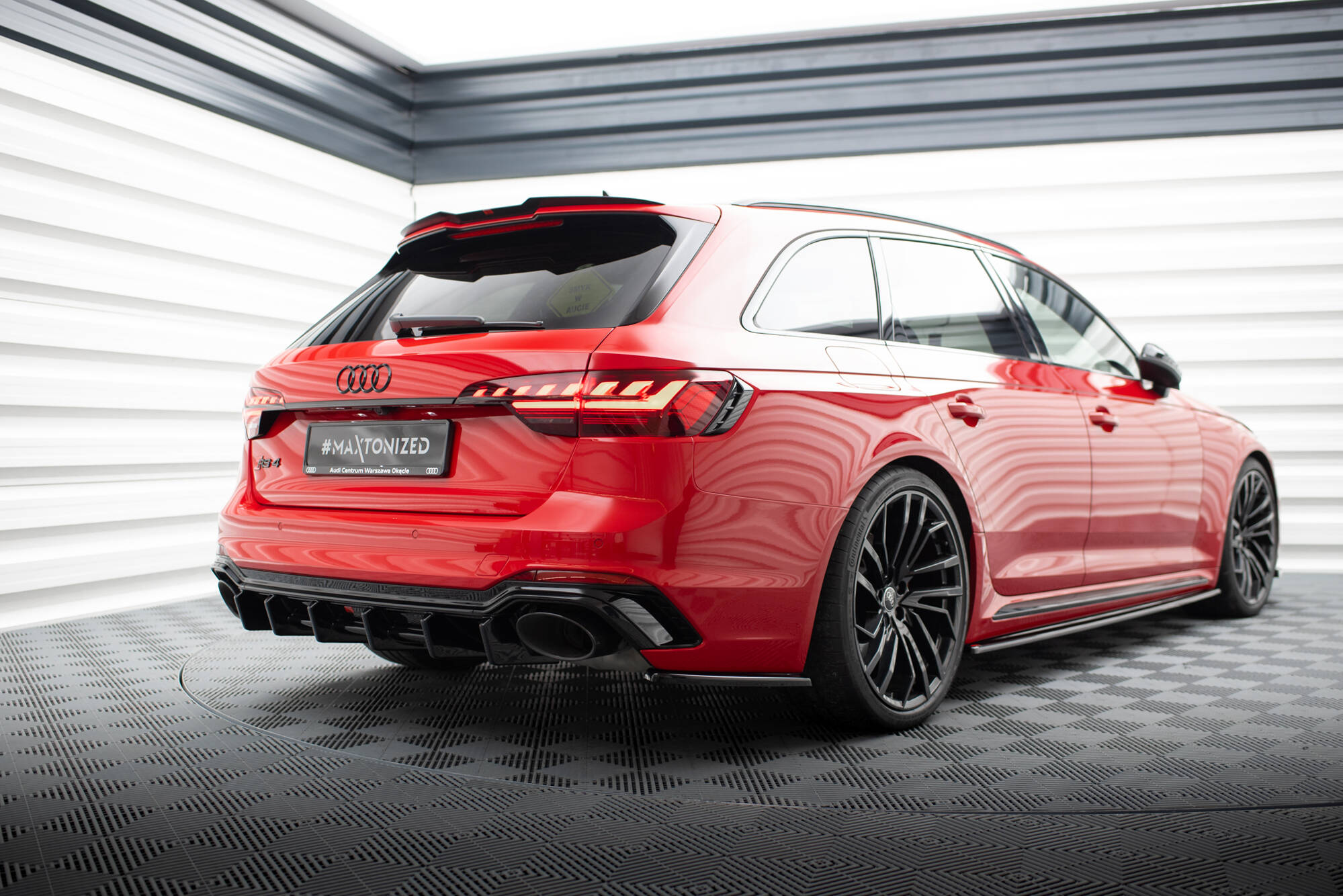 pol_po_Set-of-Splitters-Audi-RS4-B9-Facelift-21880_8 pol_po_Set-of-Splitters-Audi-RS4-B9-Facelift-21880_8