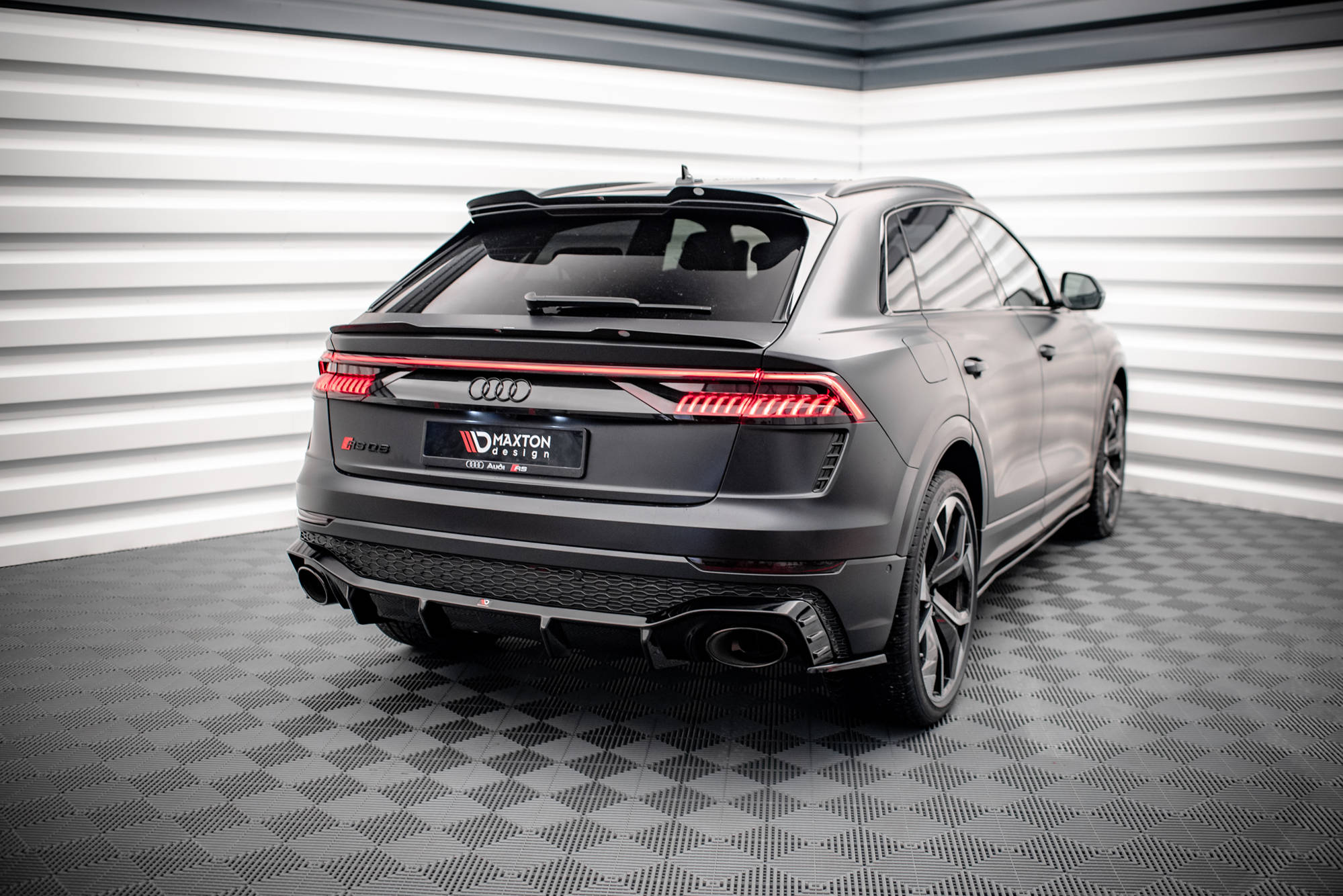 pol_po_Set-of-Splitters-Audi-RSQ8-Mk1-21246_14 pol_po_Set-of-Splitters-Audi-RSQ8-Mk1-21246_14