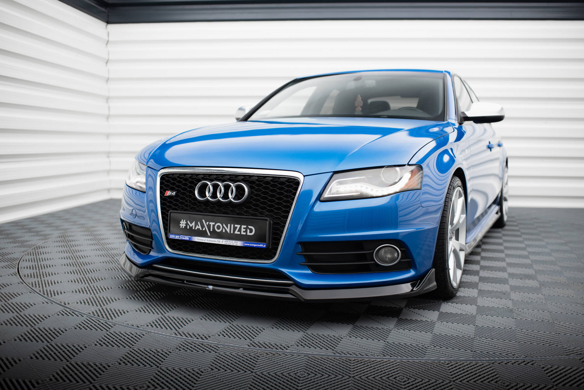 pol_po_Set-of-Splitters-Audi-S4-Sedan-B8-21371_3 pol_po_Set-of-Splitters-Audi-S4-Sedan-B8-21371_3