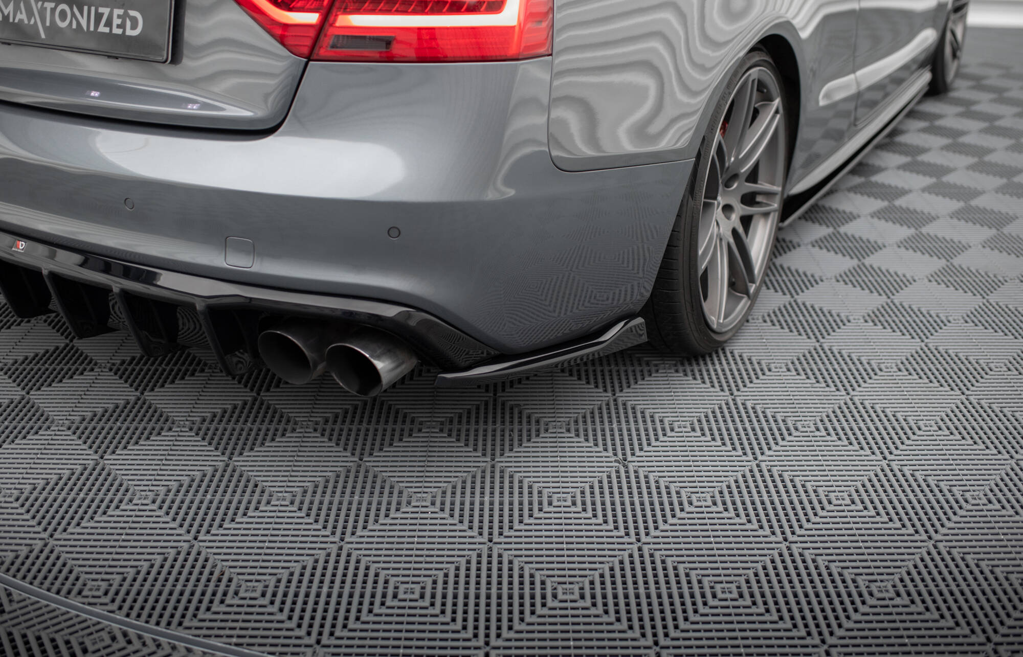 pol_po_Set-of-Splitters-Audi-S5-Coupe-8T-Facelift-22230_1 pol_po_Set-of-Splitters-Audi-S5-Coupe-8T-Facelift-22230_1