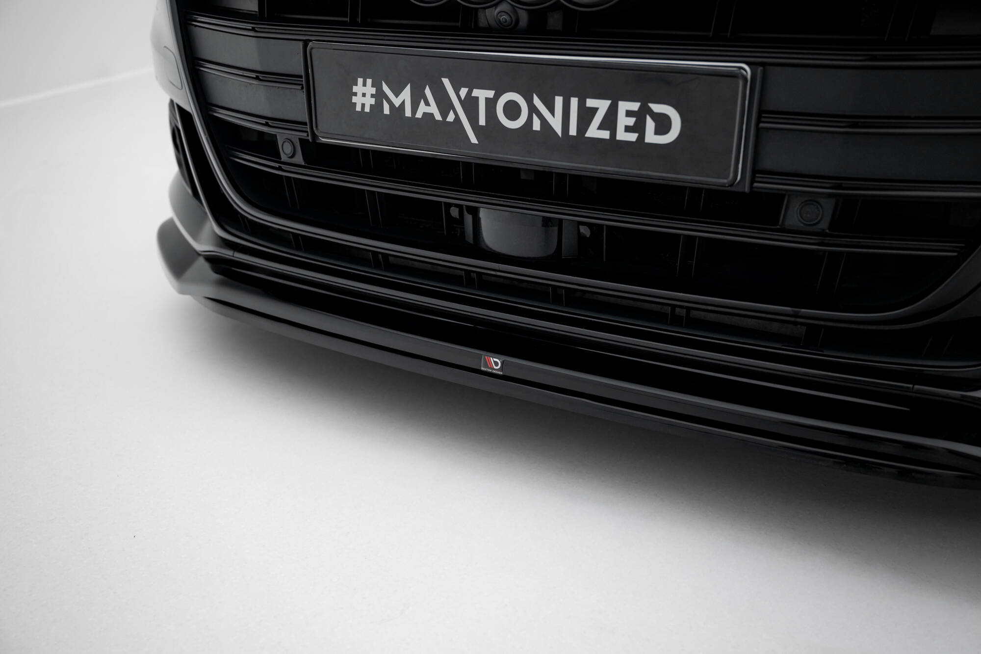 pol_po_Set-of-Splitters-Audi-S8-D5-21264_7 pol_po_Set-of-Splitters-Audi-S8-D5-21264_7