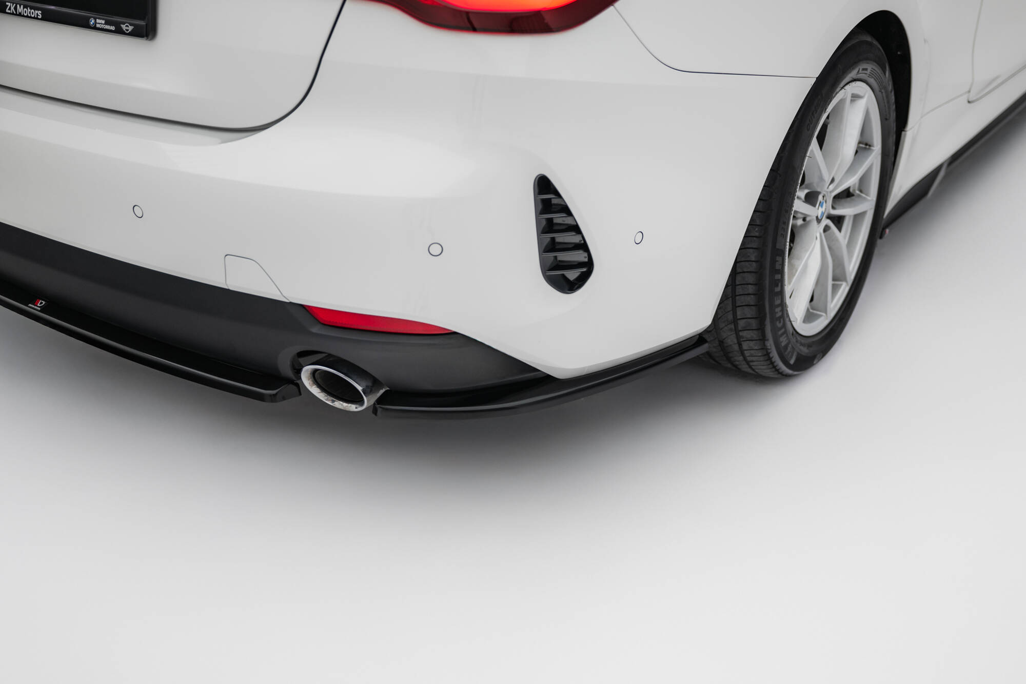 pol_po_Set-of-Splitters-BMW-4-Coupe-Cabrio-G22-G23-21639_18 pol_po_Set-of-Splitters-BMW-4-Coupe-Cabrio-G22-G23-21639_18
