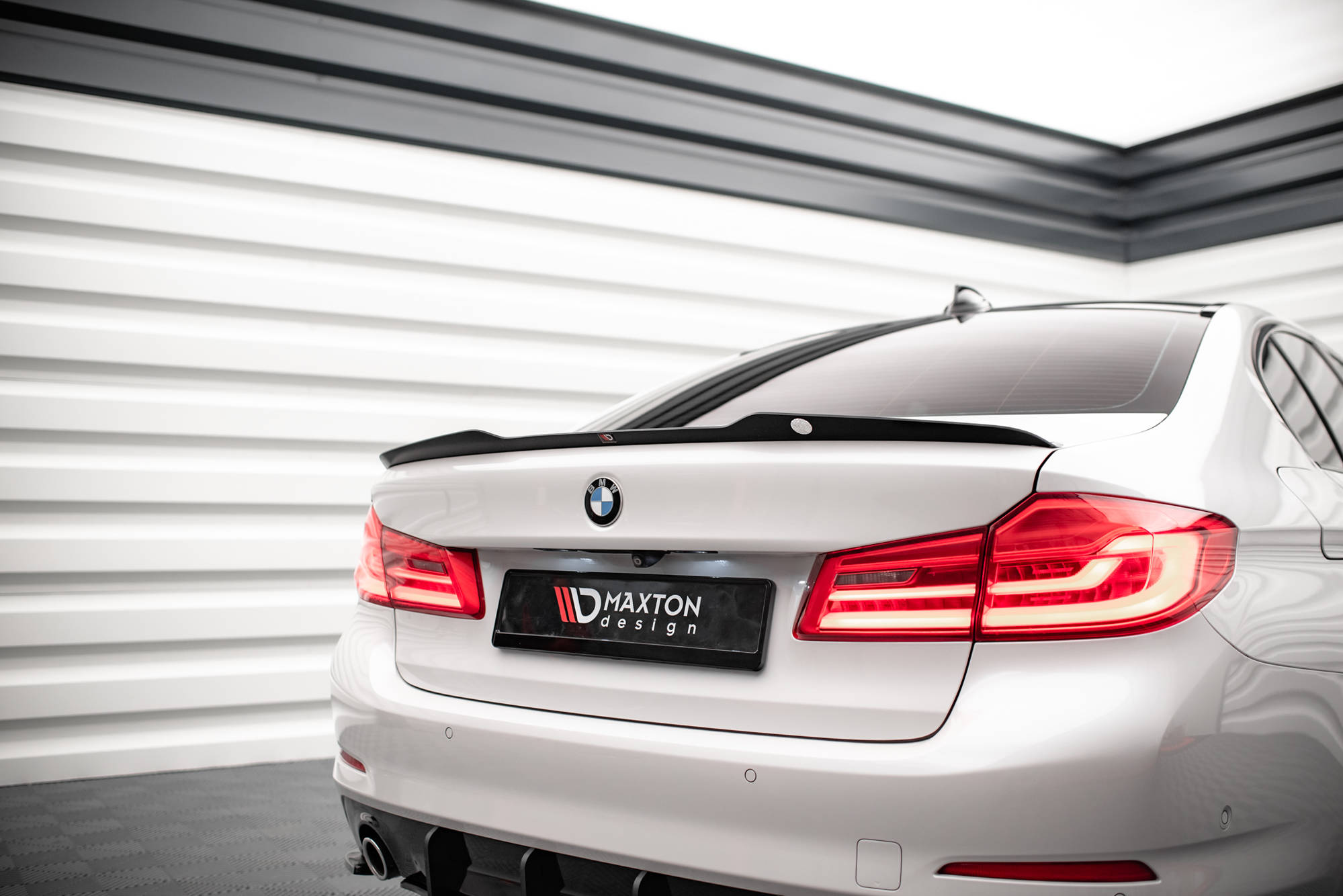 pol_po_Set-of-Splitters-BMW-5-Sedan-M-Pack-G30-21335_23 pol_po_Set-of-Splitters-BMW-5-Sedan-M-Pack-G30-21335_23
