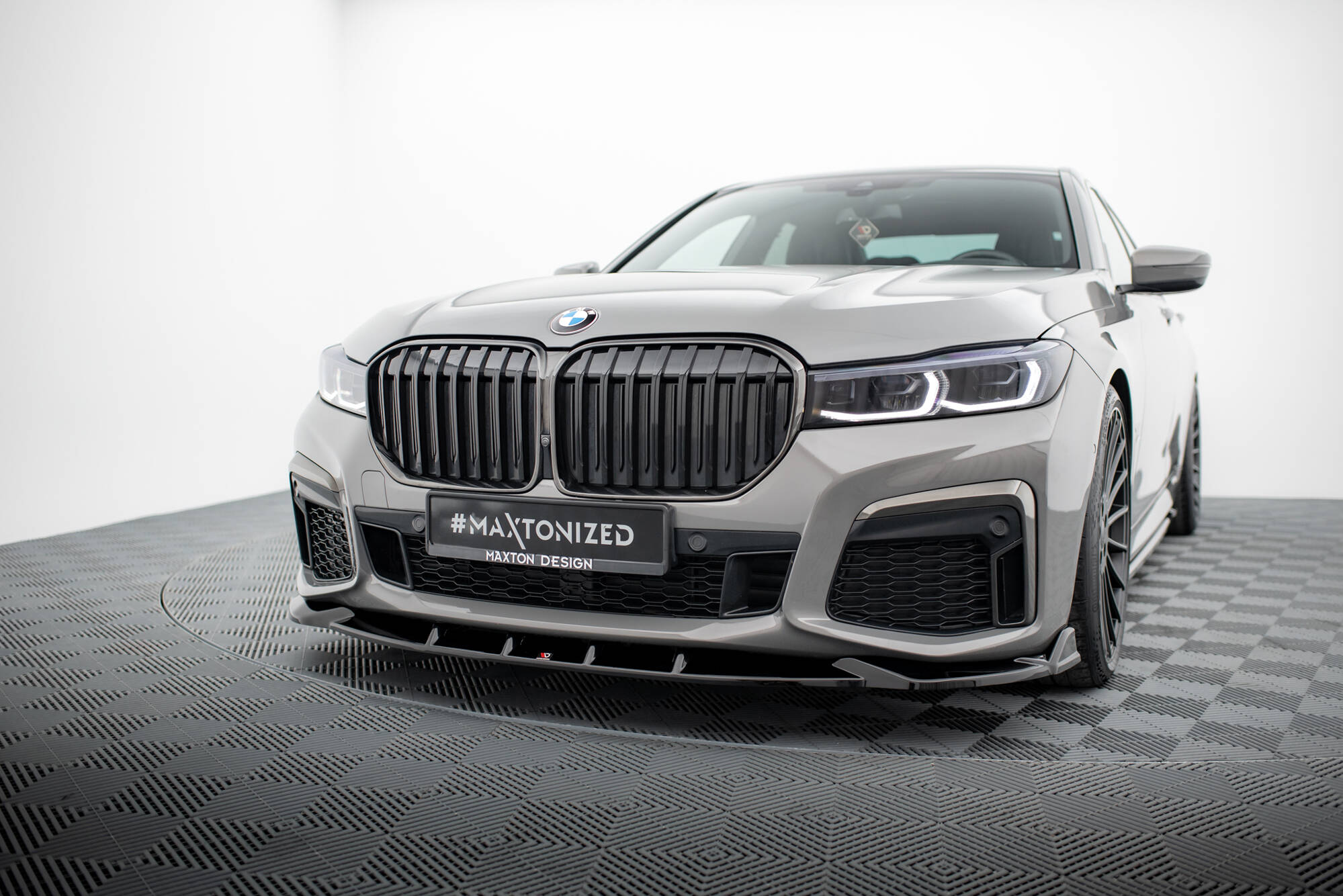 pol_po_Set-of-Splitters-BMW-7-G11-M-Pack-Facelift-21331_2 pol_po_Set-of-Splitters-BMW-7-G11-M-Pack-Facelift-21331_2
