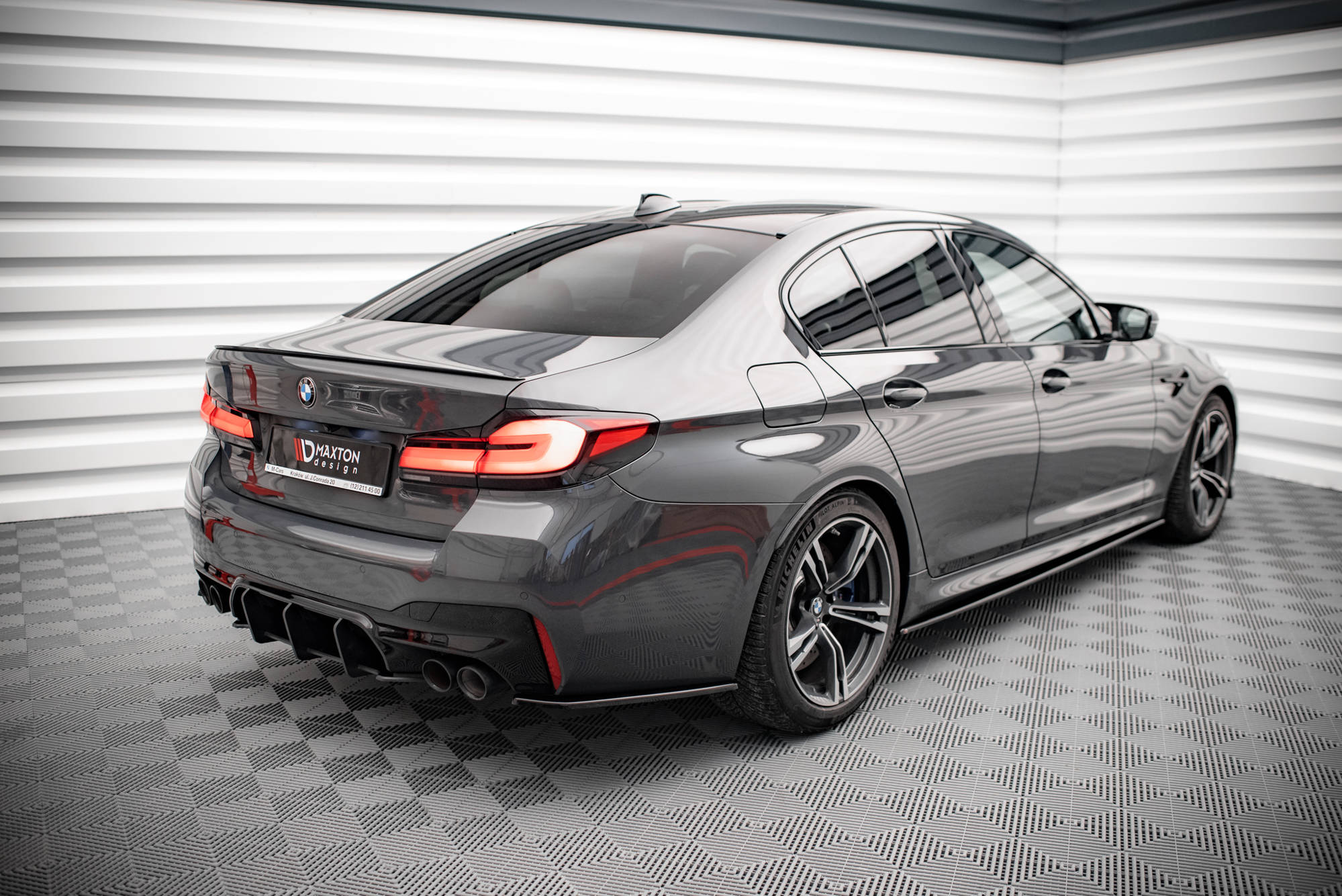 pol_po_Set-of-Splitters-BMW-M5-F90-Facelift-21225_16 pol_po_Set-of-Splitters-BMW-M5-F90-Facelift-21225_16