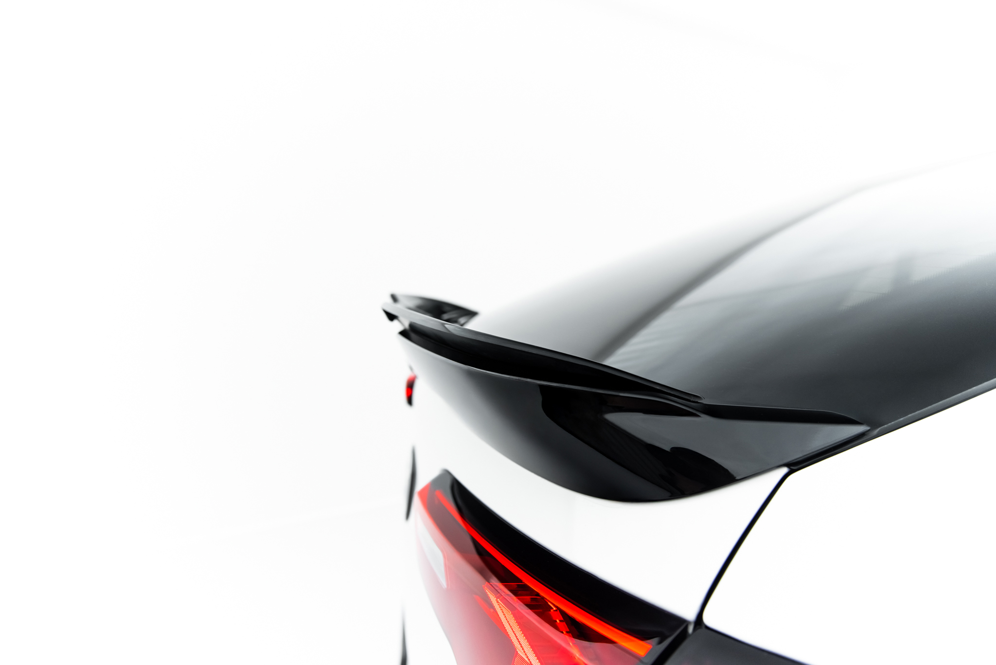 pol_po_Set-of-Splitters-BMW-X2-M35i-U10-23306_17 pol_po_Set-of-Splitters-BMW-X2-M35i-U10-23306_17