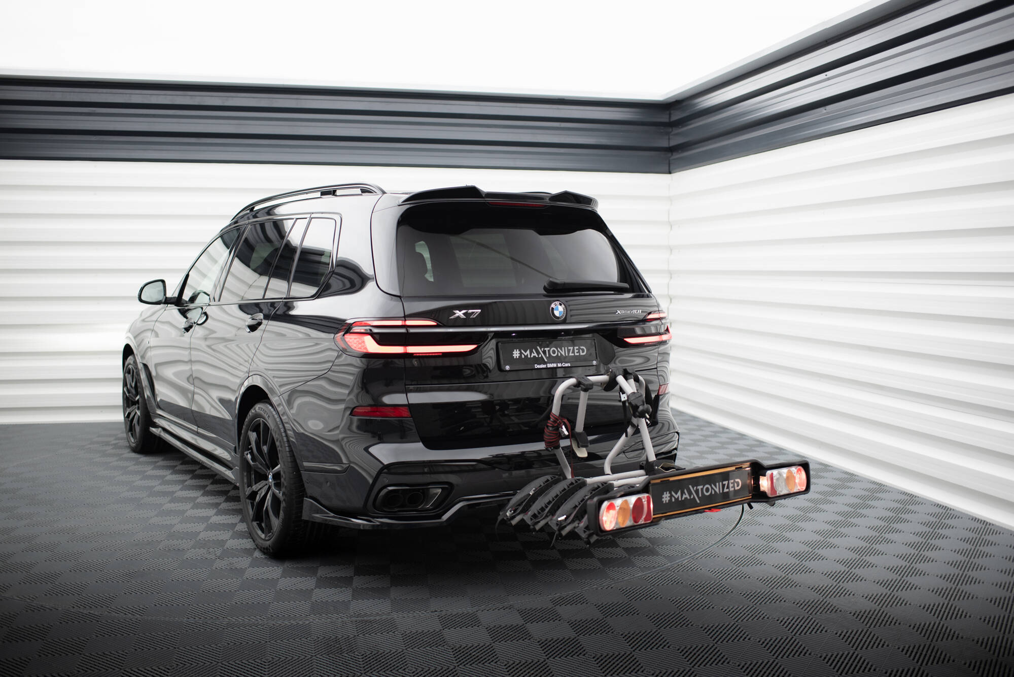 pol_po_Set-of-Splitters-BMW-X7-M-Pack-G07-Facelift-21142_21 pol_po_Set-of-Splitters-BMW-X7-M-Pack-G07-Facelift-21142_21
