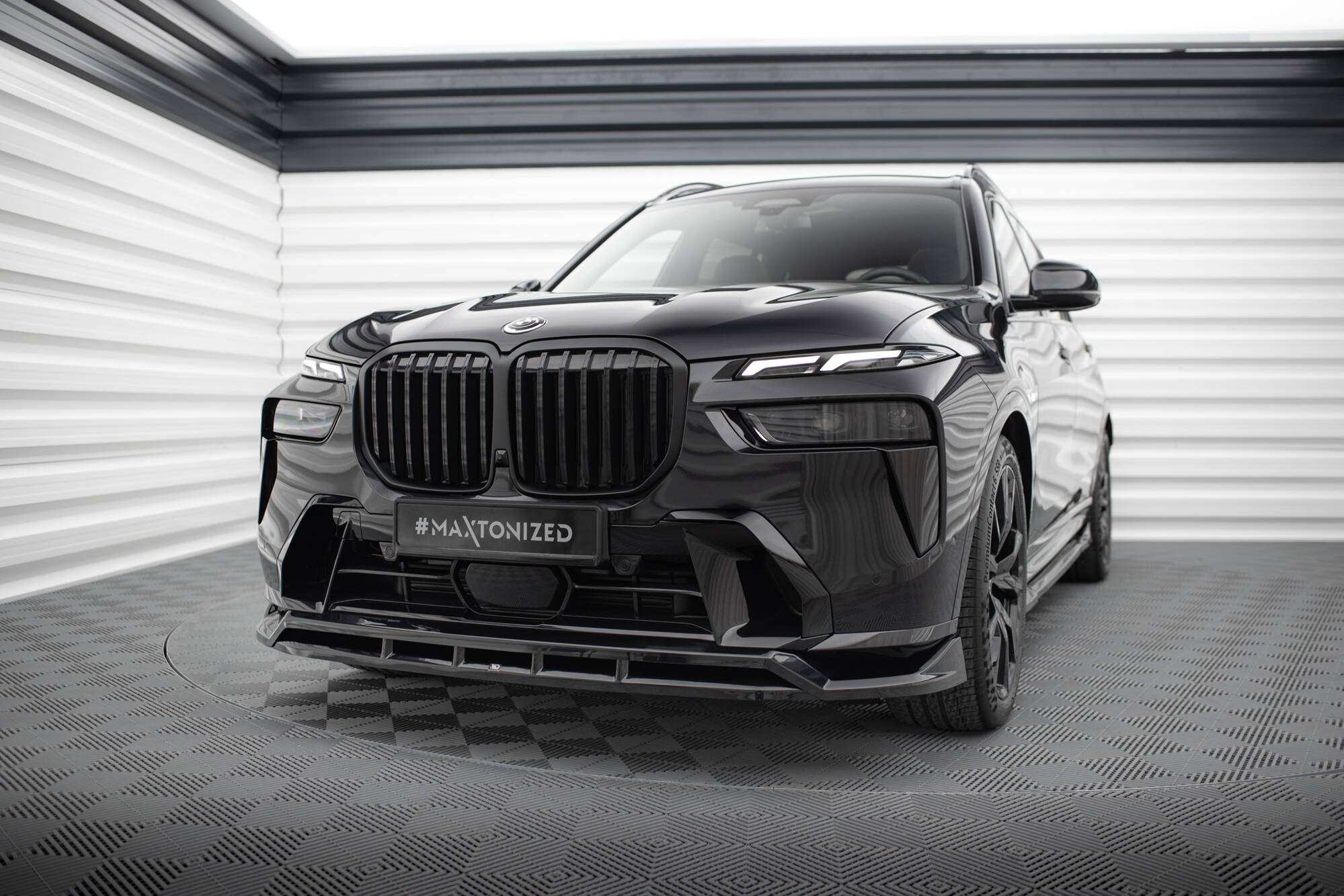 pol_po_Set-of-Splitters-BMW-X7-M-Pack-G07-Facelift-21142_6 pol_po_Set-of-Splitters-BMW-X7-M-Pack-G07-Facelift-21142_6