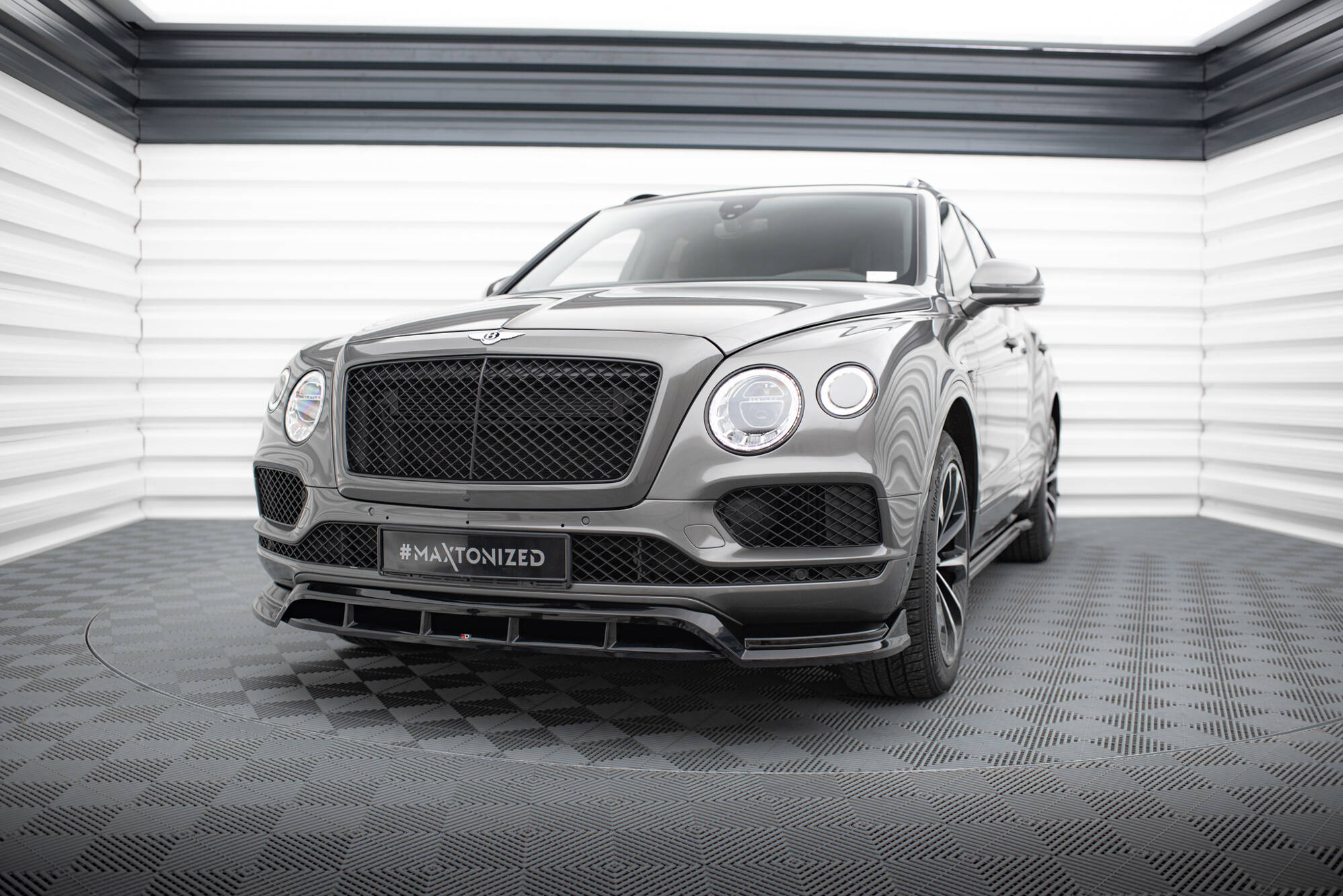 pol_po_Set-of-Splitters-Bentley-Bentayga-Mk1-21340_2 pol_po_Set-of-Splitters-Bentley-Bentayga-Mk1-21340_2