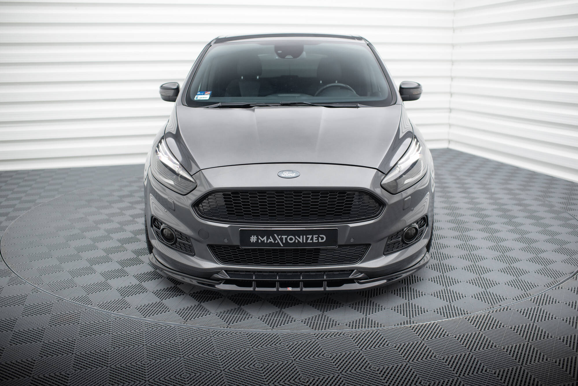 pol_po_Set-of-Splitters-Ford-S-Max-ST-Line-Mk2-21705_1 pol_po_Set-of-Splitters-Ford-S-Max-ST-Line-Mk2-21705_1