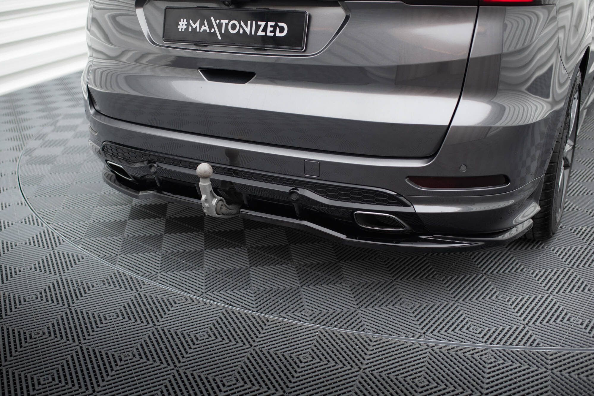 pol_po_Set-of-Splitters-Ford-S-Max-ST-Line-Mk2-21705_7 pol_po_Set-of-Splitters-Ford-S-Max-ST-Line-Mk2-21705_7