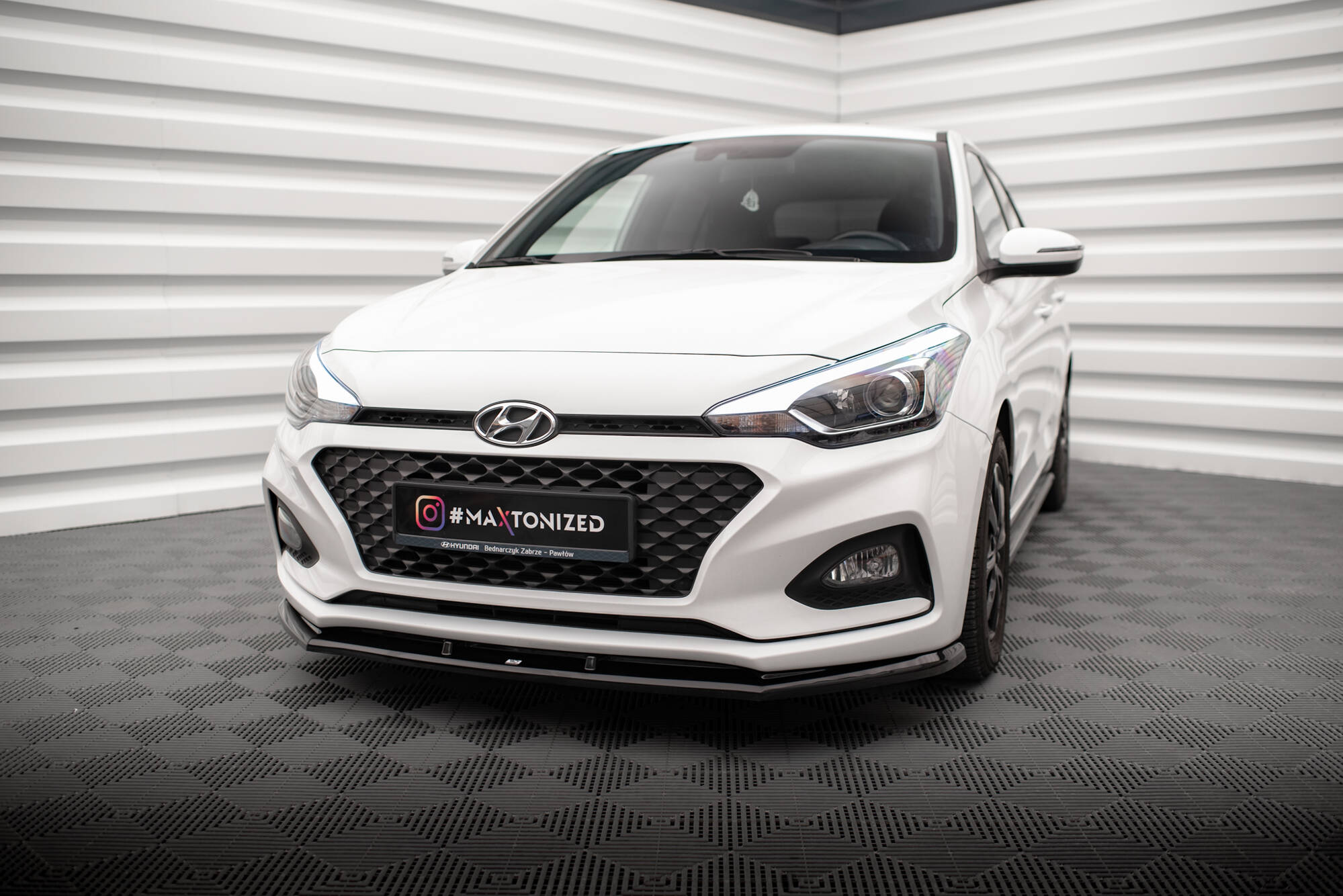 pol_po_Set-of-Splitters-Hyundai-I20-Mk2-Facelift-22072_4 pol_po_Set-of-Splitters-Hyundai-I20-Mk2-Facelift-22072_4