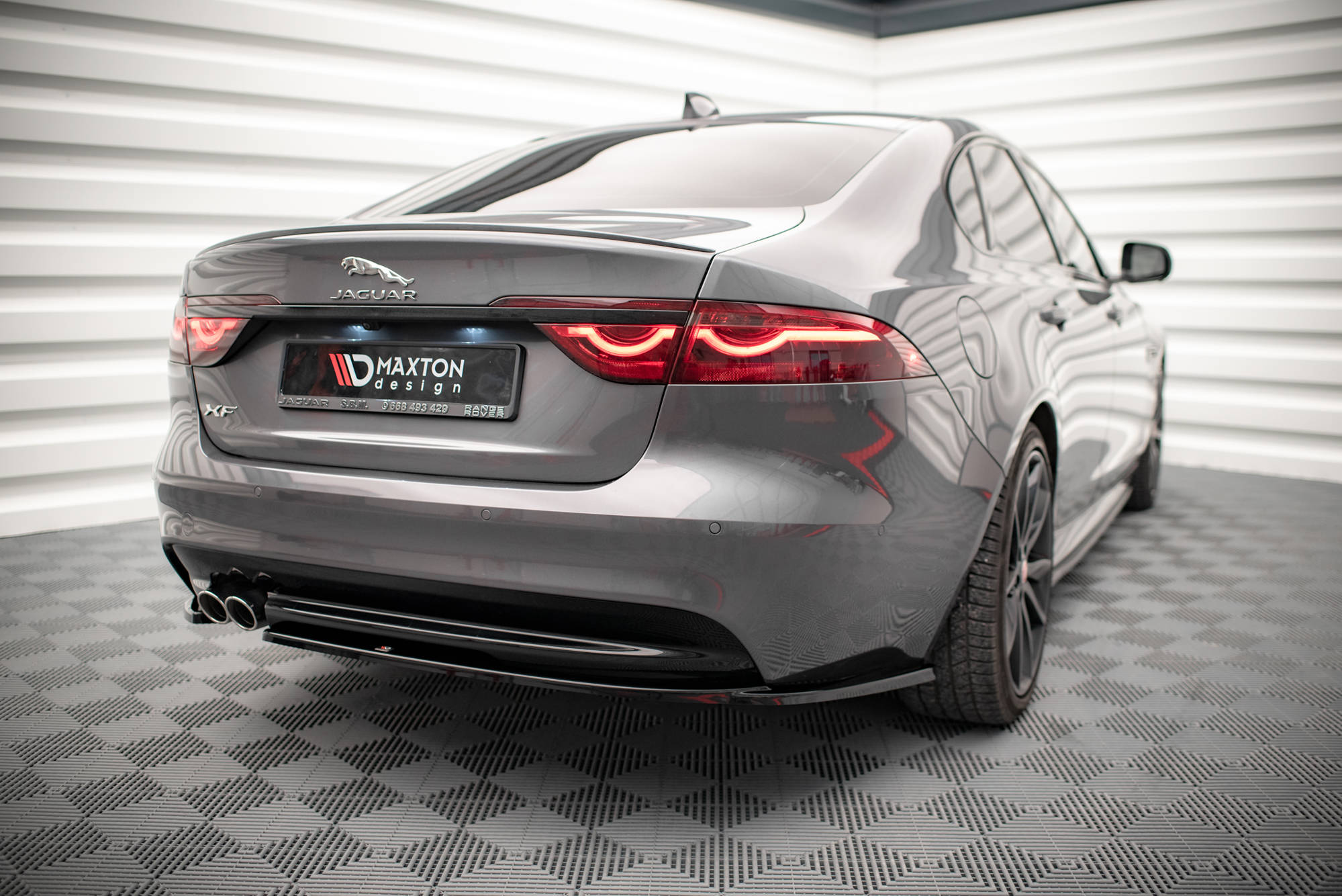pol_po_Set-of-Splitters-Jaguar-XF-R-Sport-Mk2-21362_10 pol_po_Set-of-Splitters-Jaguar-XF-R-Sport-Mk2-21362_10
