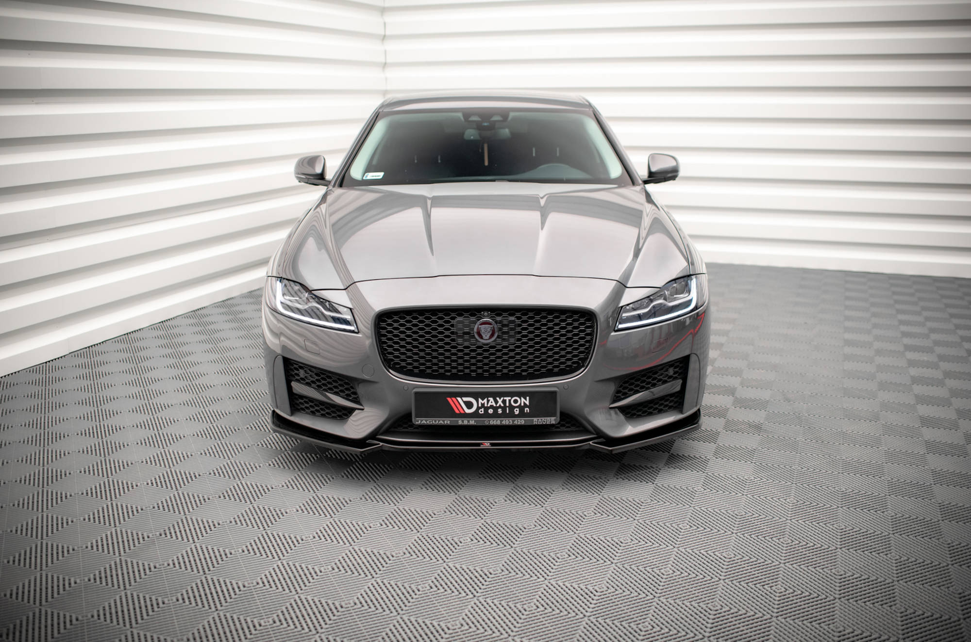pol_po_Set-of-Splitters-Jaguar-XF-R-Sport-Mk2-21362_3 pol_po_Set-of-Splitters-Jaguar-XF-R-Sport-Mk2-21362_3