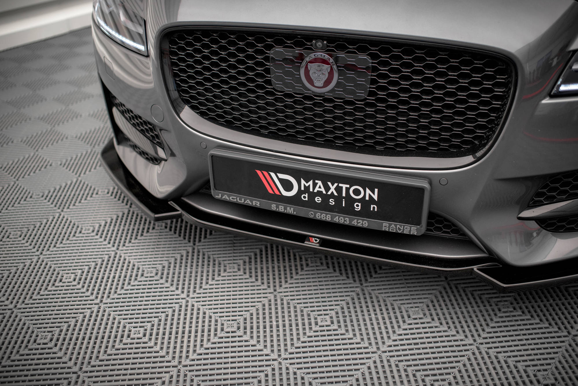 pol_po_Set-of-Splitters-Jaguar-XF-R-Sport-Mk2-21362_5 pol_po_Set-of-Splitters-Jaguar-XF-R-Sport-Mk2-21362_5
