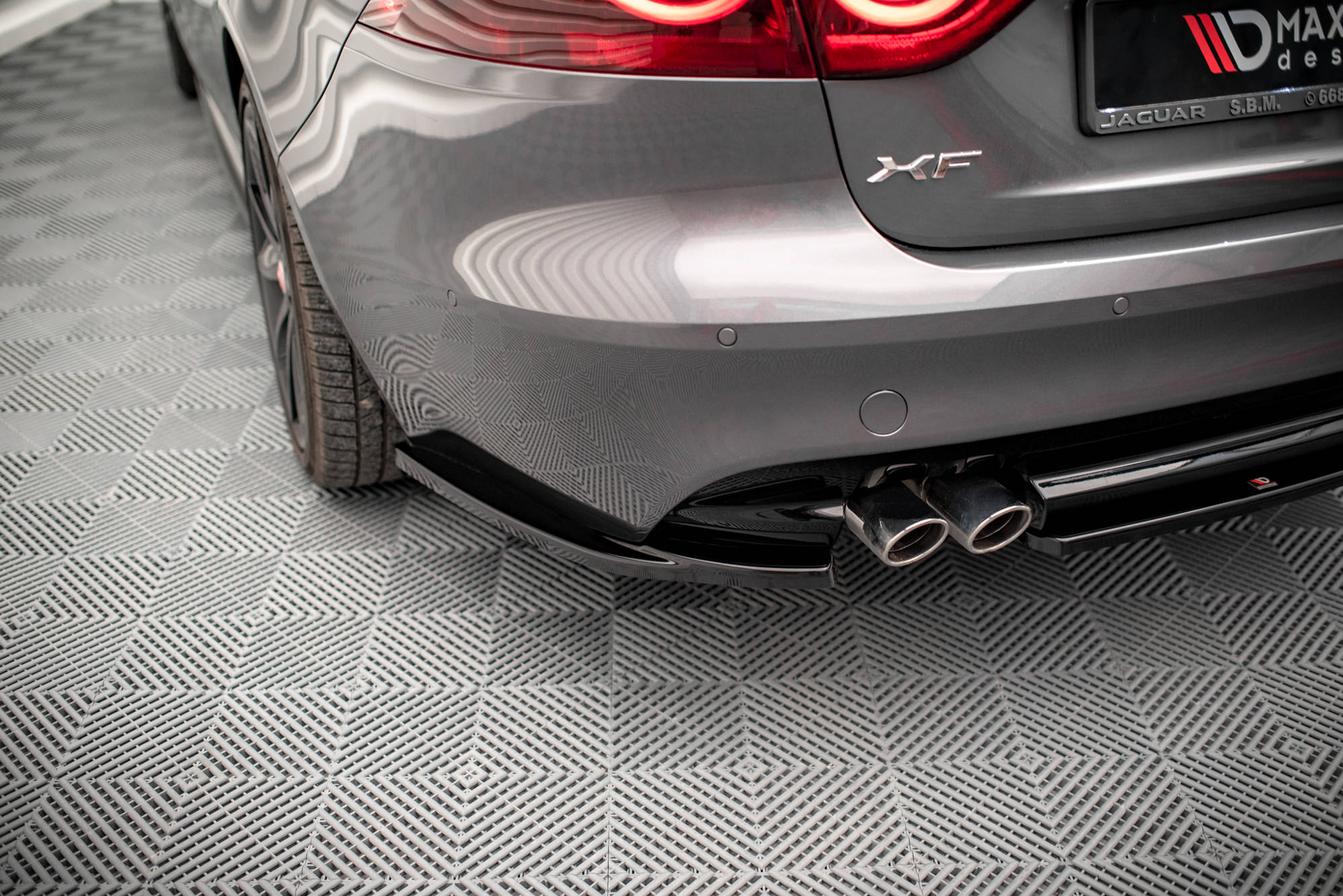 pol_po_Set-of-Splitters-Jaguar-XF-R-Sport-Mk2-21362_9 pol_po_Set-of-Splitters-Jaguar-XF-R-Sport-Mk2-21362_9