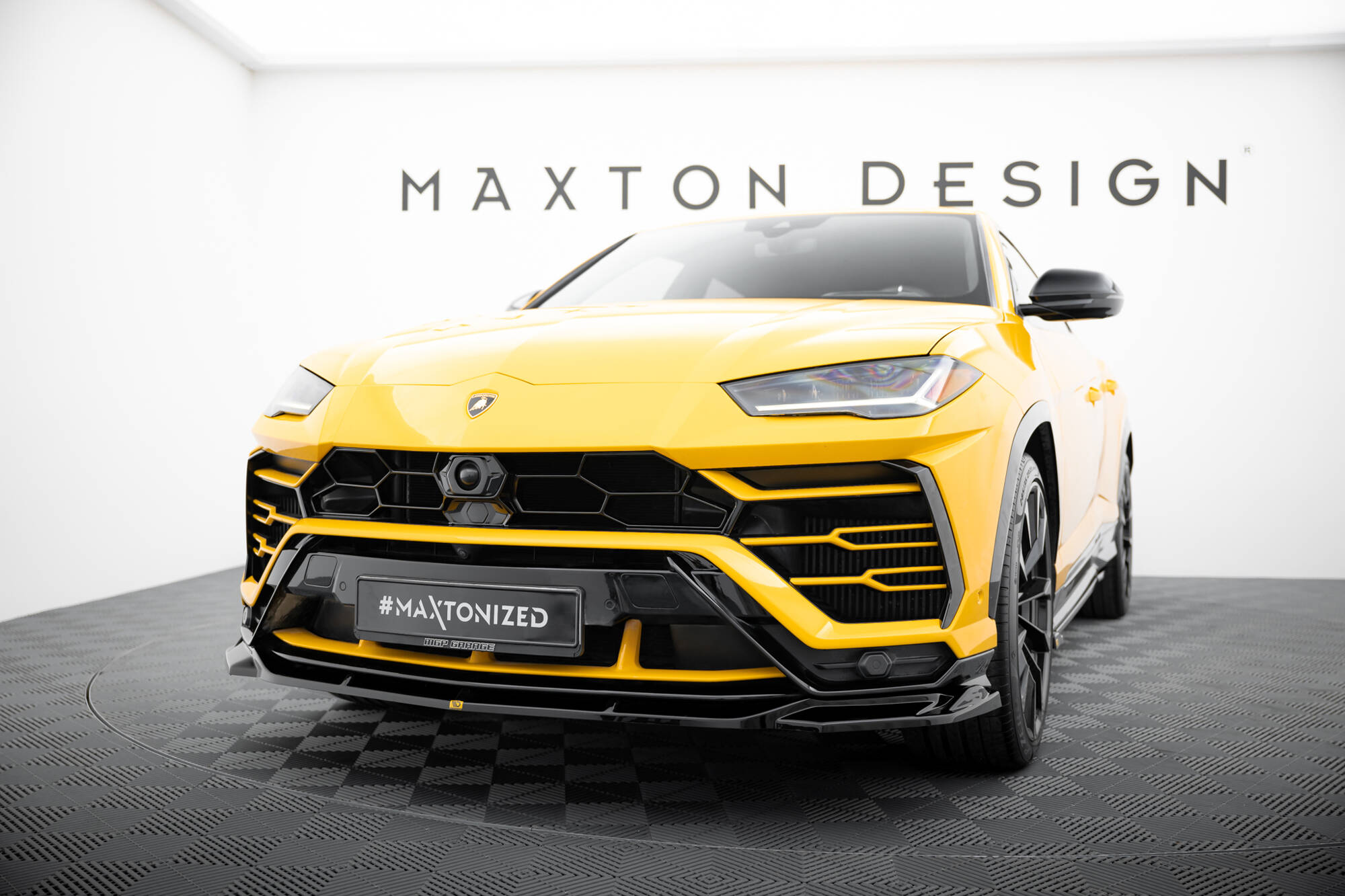 pol_po_Set-of-Splitters-Lamborghini-Urus-Mk1-21178_8 pol_po_Set-of-Splitters-Lamborghini-Urus-Mk1-21178_8