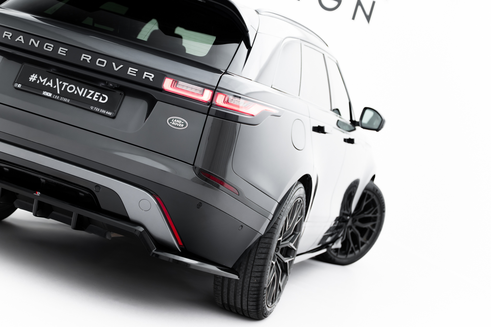 pol_po_Set-of-Splitters-Land-Rover-Range-Rover-Velar-R-Dynamic-Mk1-The-kit-is-not-compatible-with-a-towbar-23244_6 pol_po_Set-of-Splitters-Land-Rover-Range-Rover-Velar-R-Dynamic-Mk1-The-kit-is-not-compatible-with-a-towbar-23244_6