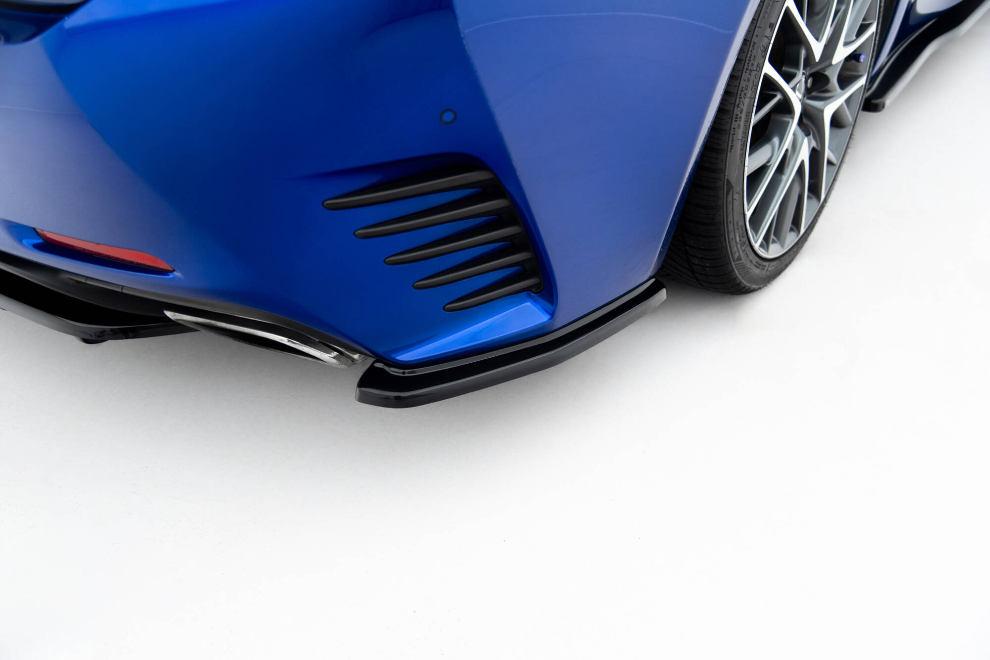 pol_po_Set-of-Splitters-Lexus-RC-Mk1-22134_24 pol_po_Set-of-Splitters-Lexus-RC-Mk1-22134_24