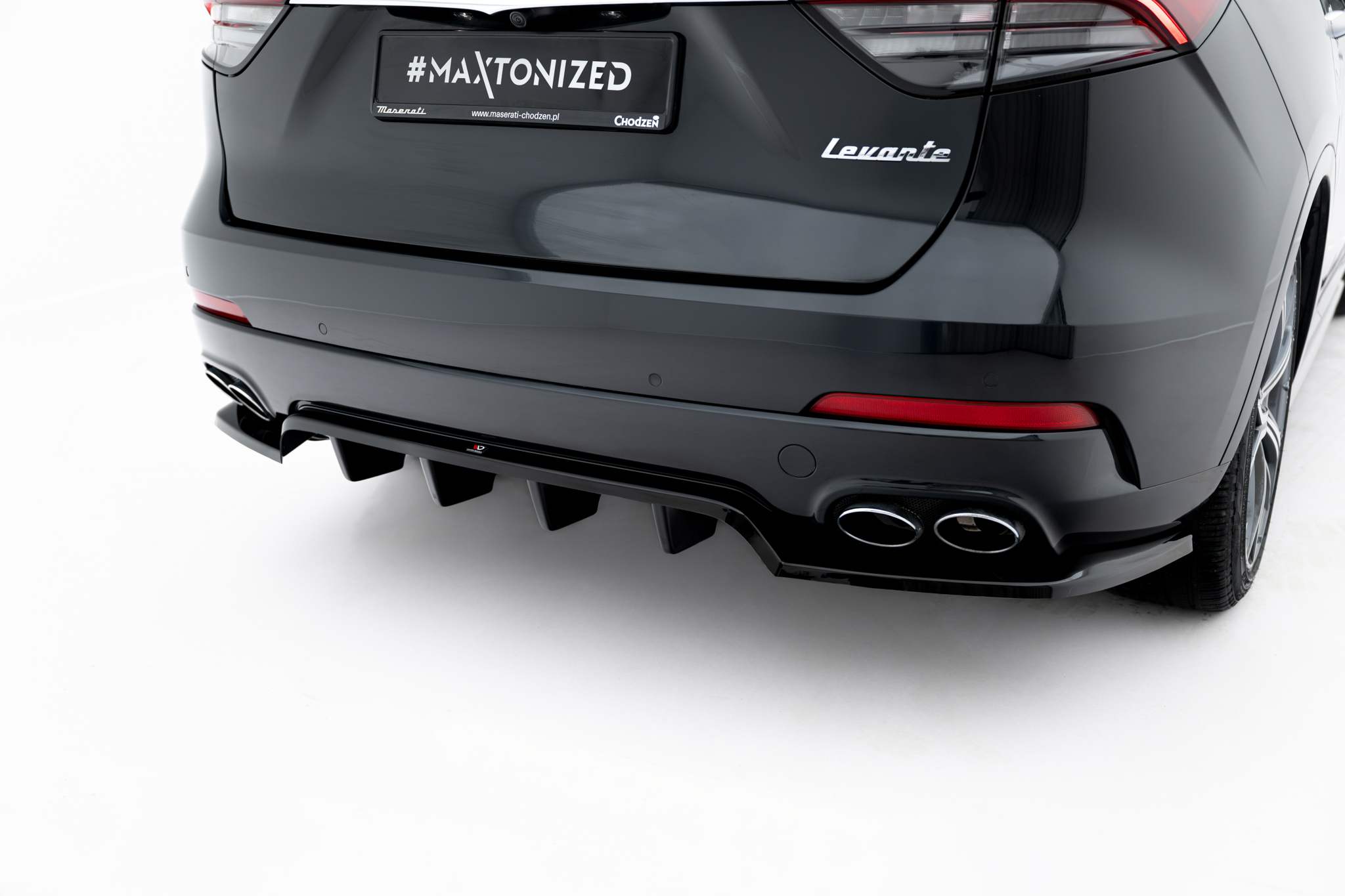 pol_po_Set-of-Splitters-Maserati-Levante-GT-Mk1-Facelift-23059_4 pol_po_Set-of-Splitters-Maserati-Levante-GT-Mk1-Facelift-23059_4