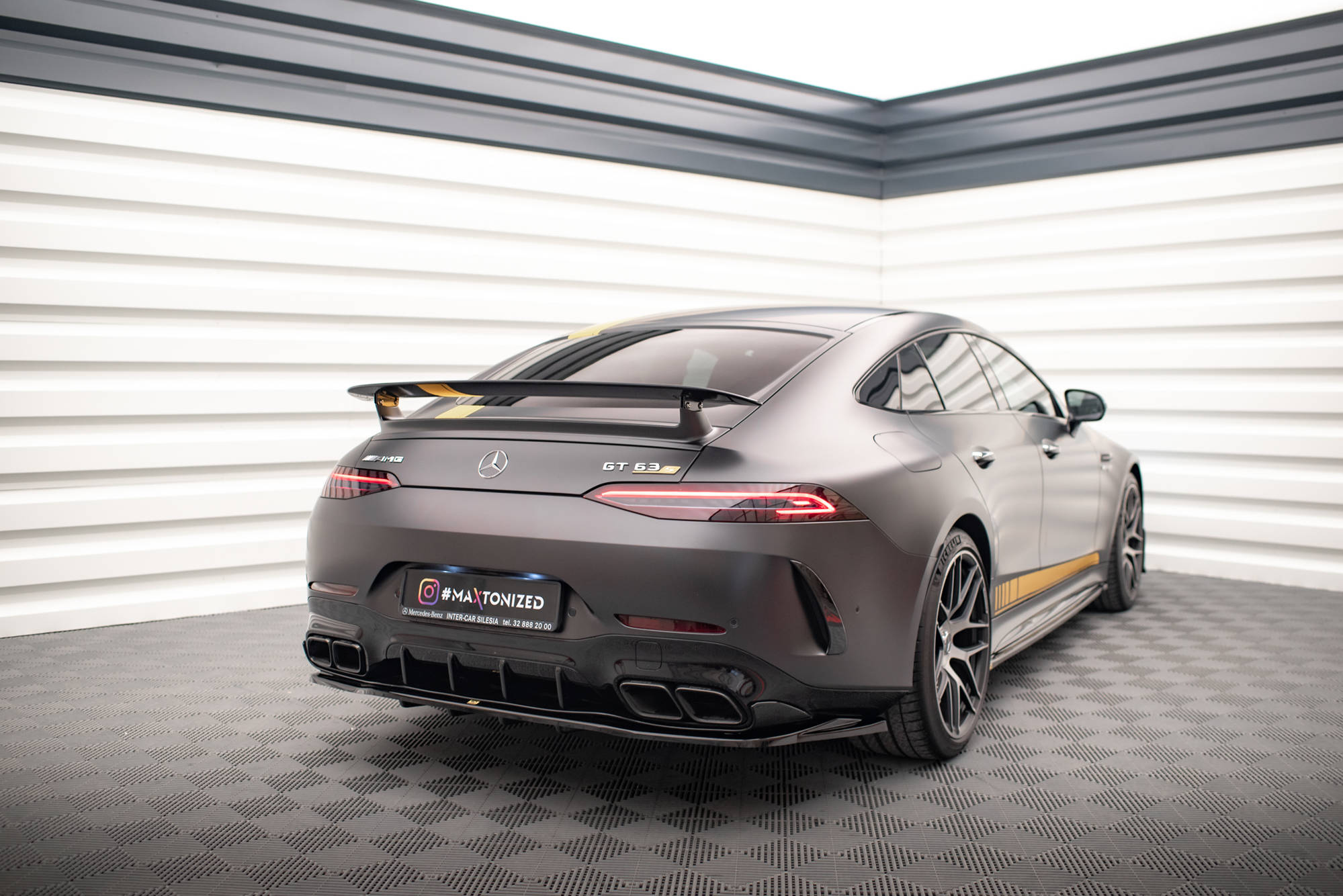 pol_po_Set-of-Splitters-Mercedes-AMG-GT-63S-4-Door-Coupe-Aero-X290-21265_10 pol_po_Set-of-Splitters-Mercedes-AMG-GT-63S-4-Door-Coupe-Aero-X290-21265_10