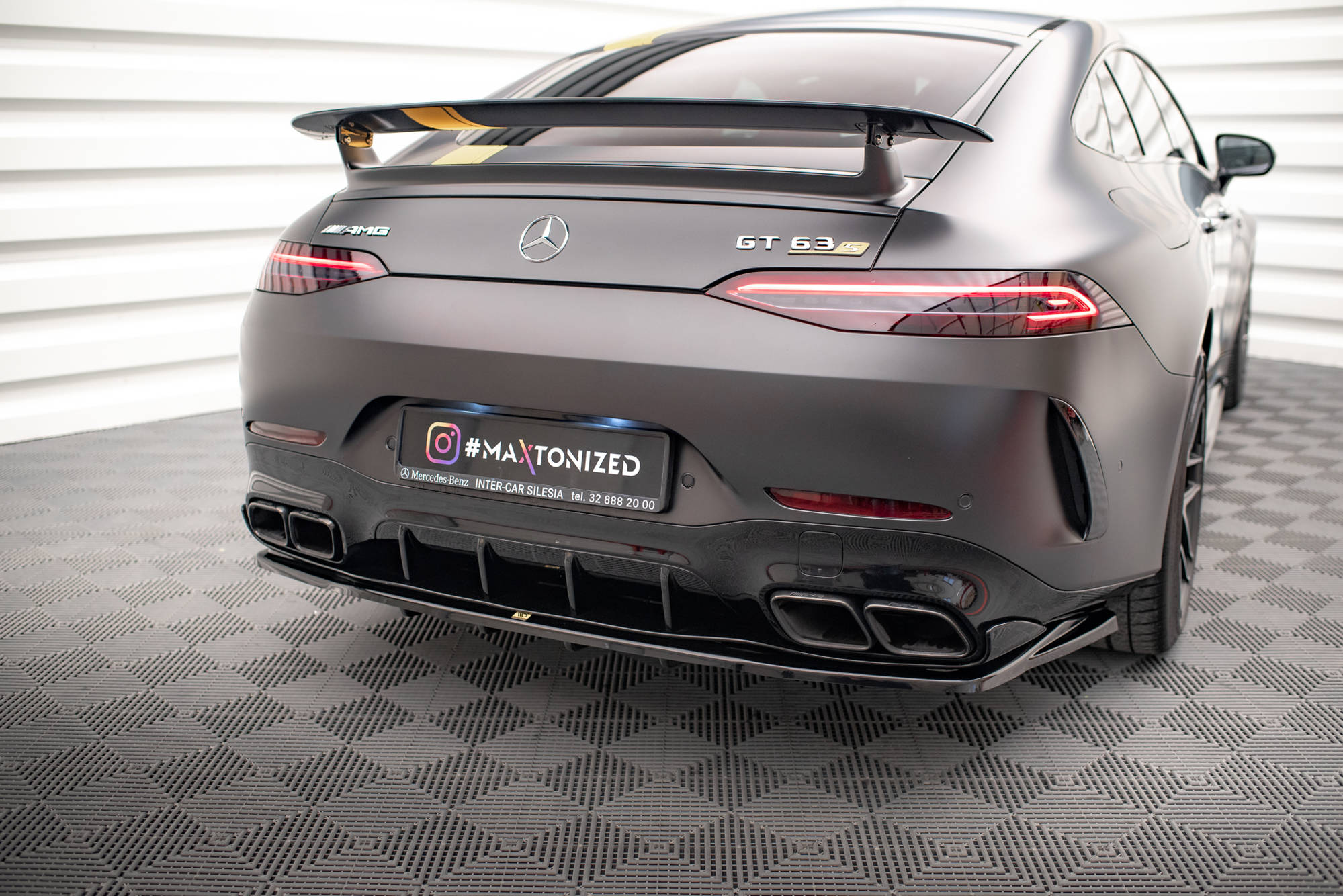 pol_po_Set-of-Splitters-Mercedes-AMG-GT-63S-4-Door-Coupe-Aero-X290-21265_9 pol_po_Set-of-Splitters-Mercedes-AMG-GT-63S-4-Door-Coupe-Aero-X290-21265_9