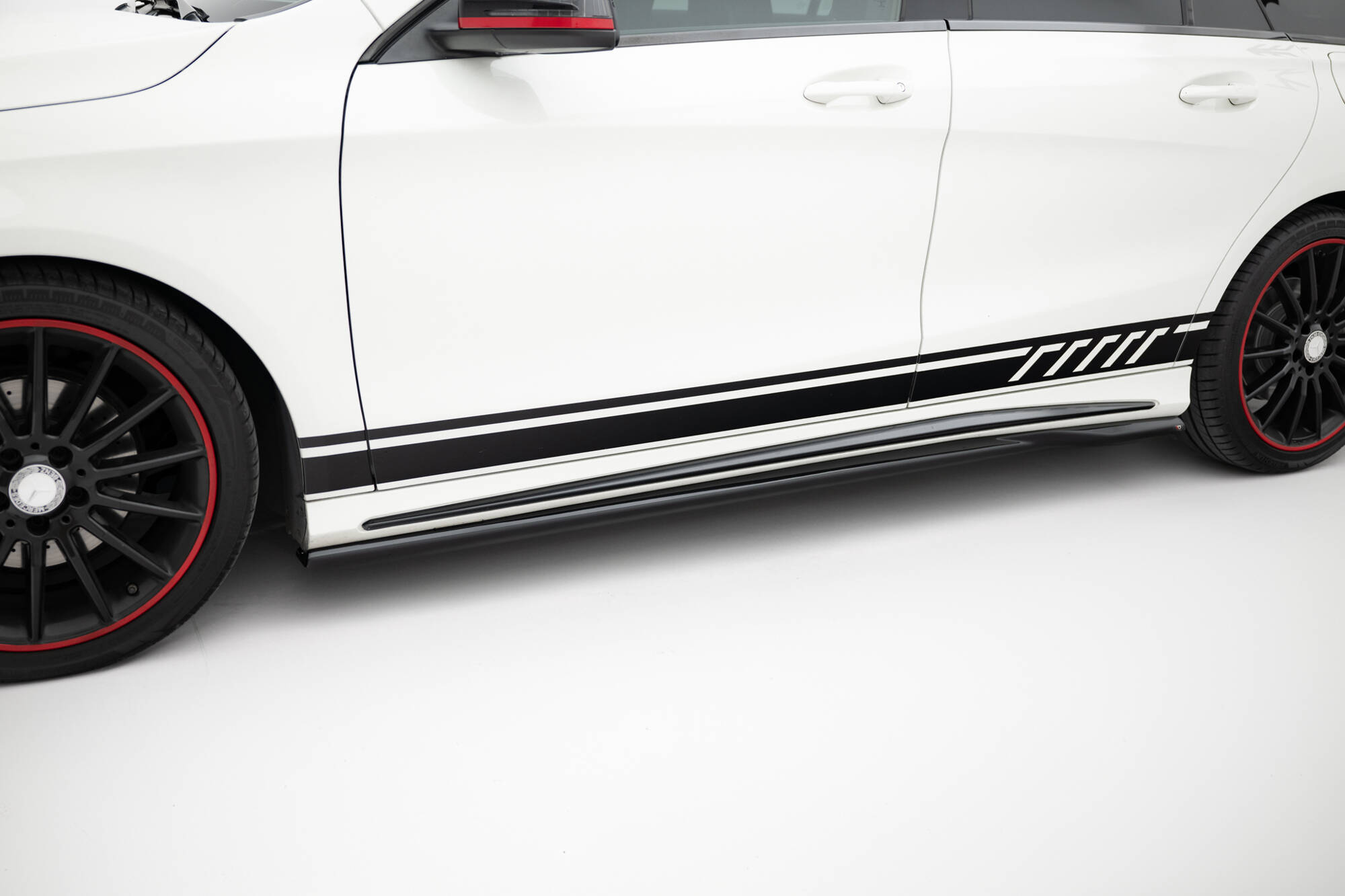 pol_po_Set-of-Splitters-Mercedes-Benz-CLA-Shooting-Brake-AMG-Line-X117-21394_4 pol_po_Set-of-Splitters-Mercedes-Benz-CLA-Shooting-Brake-AMG-Line-X117-21394_4