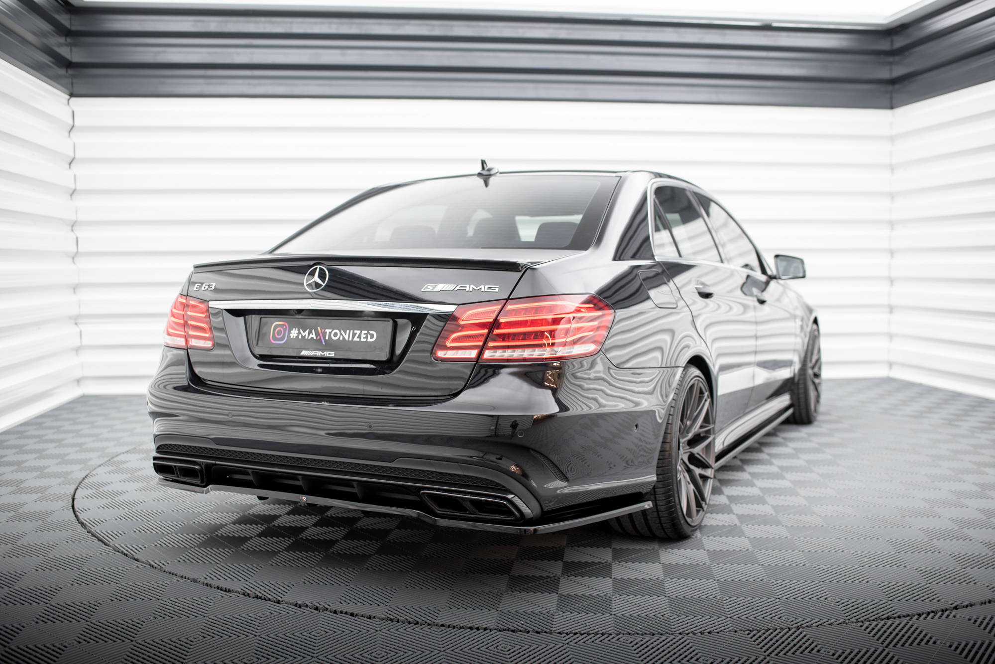 pol_po_Set-of-Splitters-Mercedes-Benz-E63-AMG-Sedan-W212-Facelift-21273_8 pol_po_Set-of-Splitters-Mercedes-Benz-E63-AMG-Sedan-W212-Facelift-21273_8