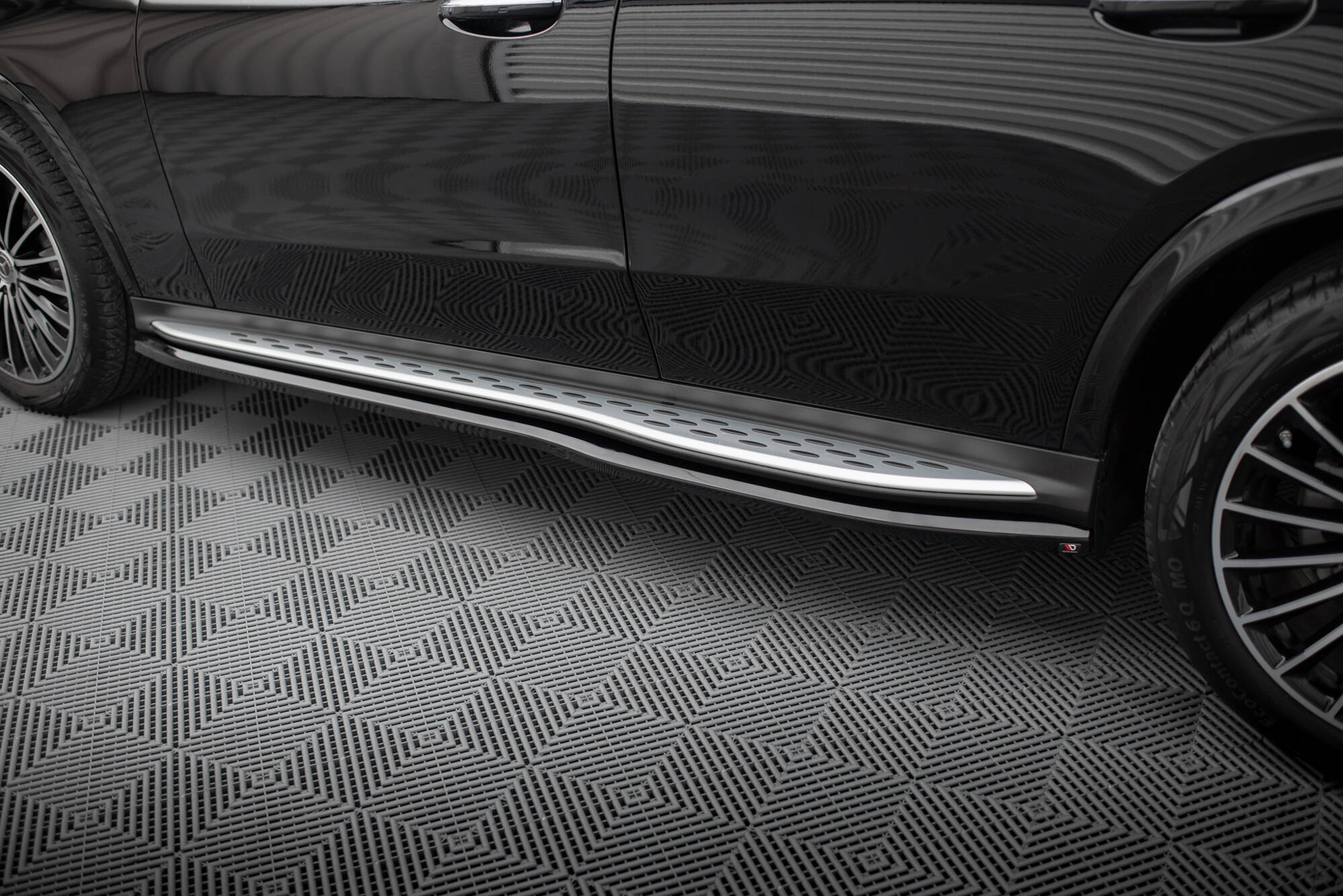 pol_po_Set-of-Splitters-Mercedes-Benz-GLC-AMG-Line-X254-21281_18 pol_po_Set-of-Splitters-Mercedes-Benz-GLC-AMG-Line-X254-21281_18