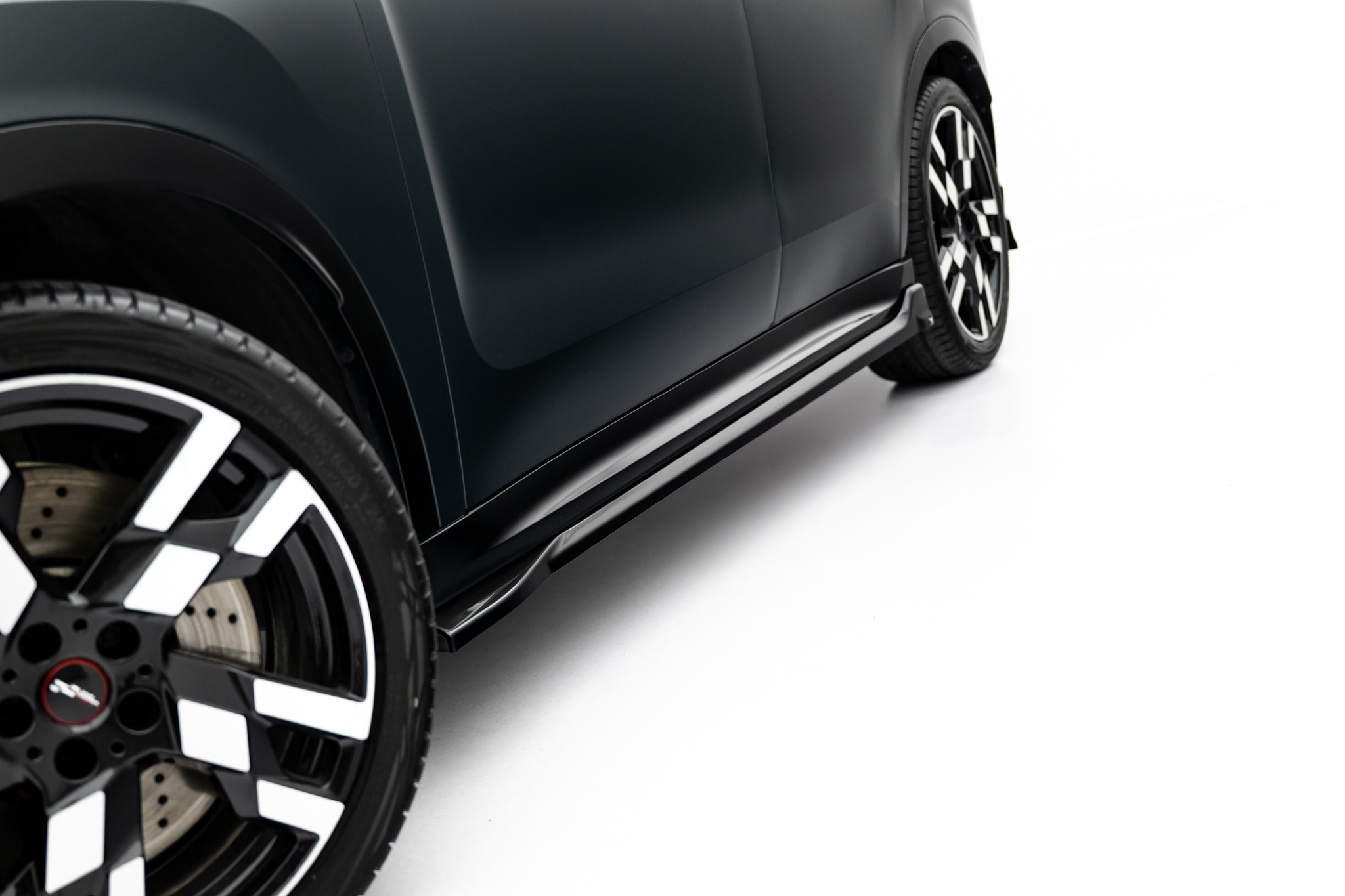 pol_po_Set-of-Splitters-Mini-Countryman-JCW-U25-23064_5 pol_po_Set-of-Splitters-Mini-Countryman-JCW-U25-23064_5