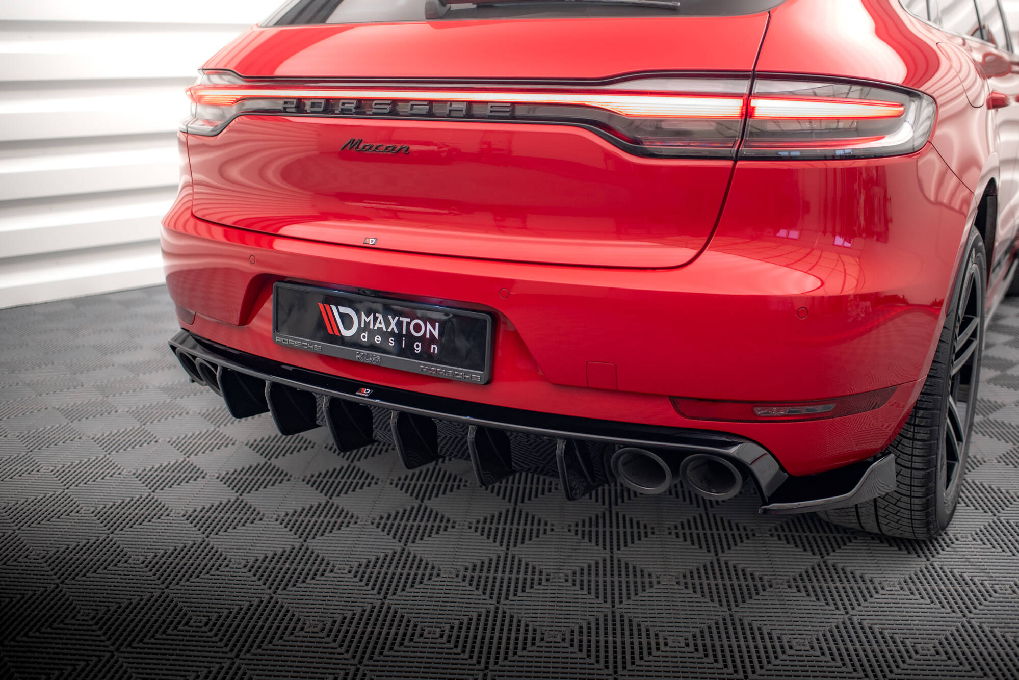 pol_po_Set-of-Splitters-Porsche-Macan-GTS-Sport-Design-Mk1-Facelift-21641_15 pol_po_Set-of-Splitters-Porsche-Macan-GTS-Sport-Design-Mk1-Facelift-21641_15