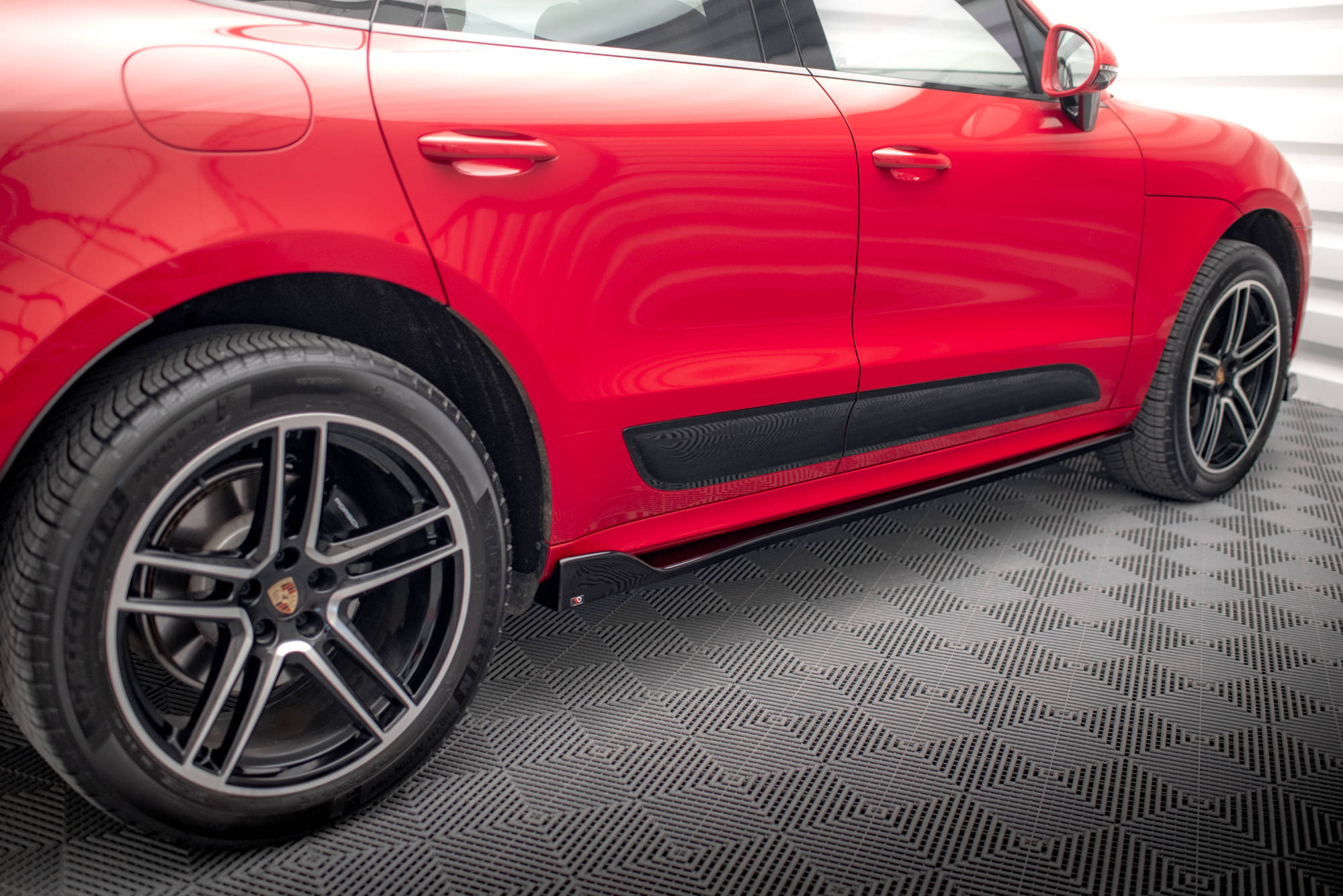 pol_po_Set-of-Splitters-Porsche-Macan-GTS-Sport-Design-Mk1-Facelift-21641_19 pol_po_Set-of-Splitters-Porsche-Macan-GTS-Sport-Design-Mk1-Facelift-21641_19