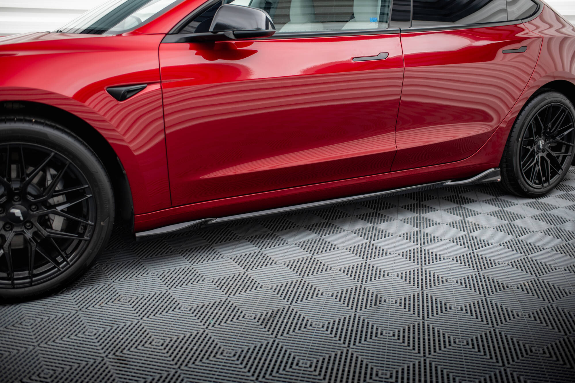 pol_po_Set-of-Splitters-Tesla-Model-3-Project-Highland-Facelift-23270_15 pol_po_Set-of-Splitters-Tesla-Model-3-Project-Highland-Facelift-23270_15