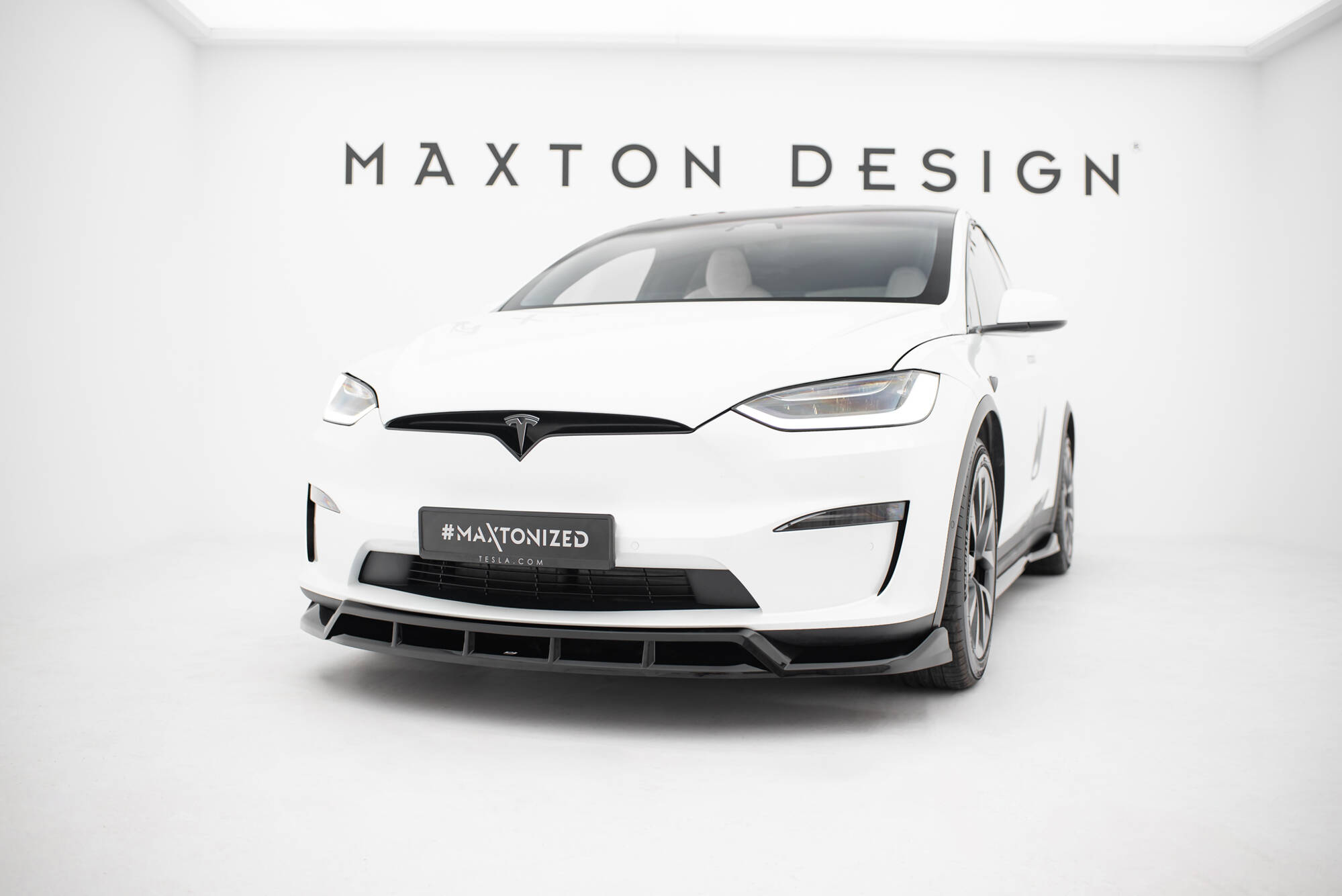 pol_po_Set-of-Splitters-Tesla-Model-X-Mk1-Facelift-21306_3 pol_po_Set-of-Splitters-Tesla-Model-X-Mk1-Facelift-21306_3