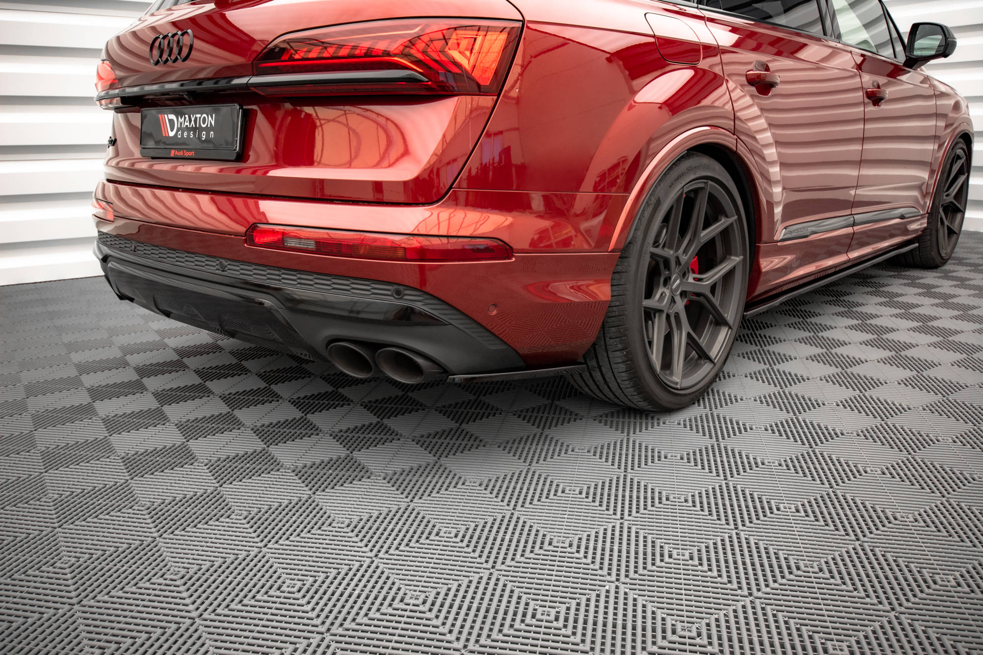 pol_po_Set-of-Splitters-V-1-Audi-SQ7-Mk2-4M-Facelift-21167_4 pol_po_Set-of-Splitters-V-1-Audi-SQ7-Mk2-4M-Facelift-21167_4