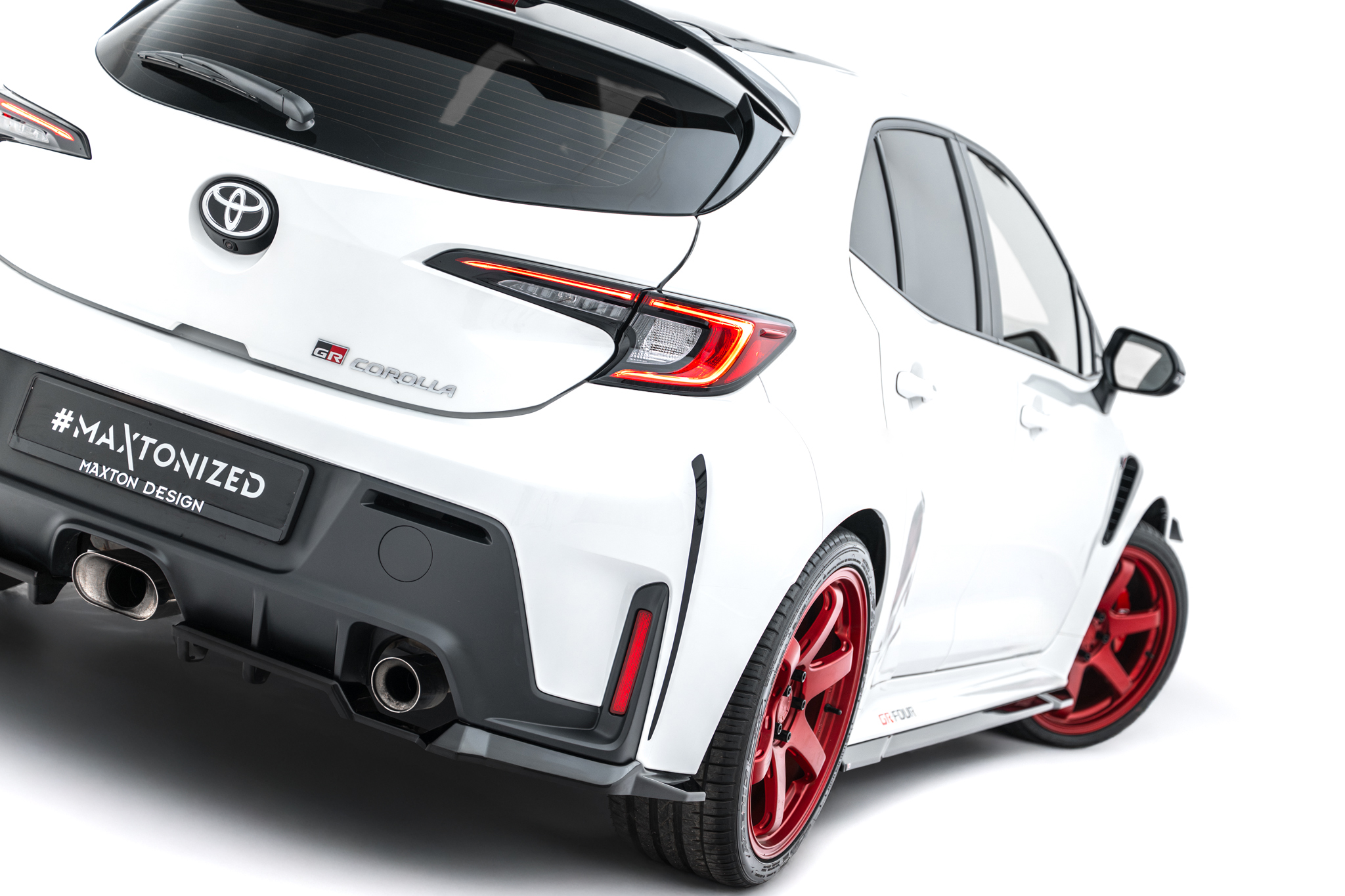 pol_po_Set-of-Splitters-V-1-Toyota-GR-Corolla-Mk12-22871_2 pol_po_Set-of-Splitters-V-1-Toyota-GR-Corolla-Mk12-22871_2