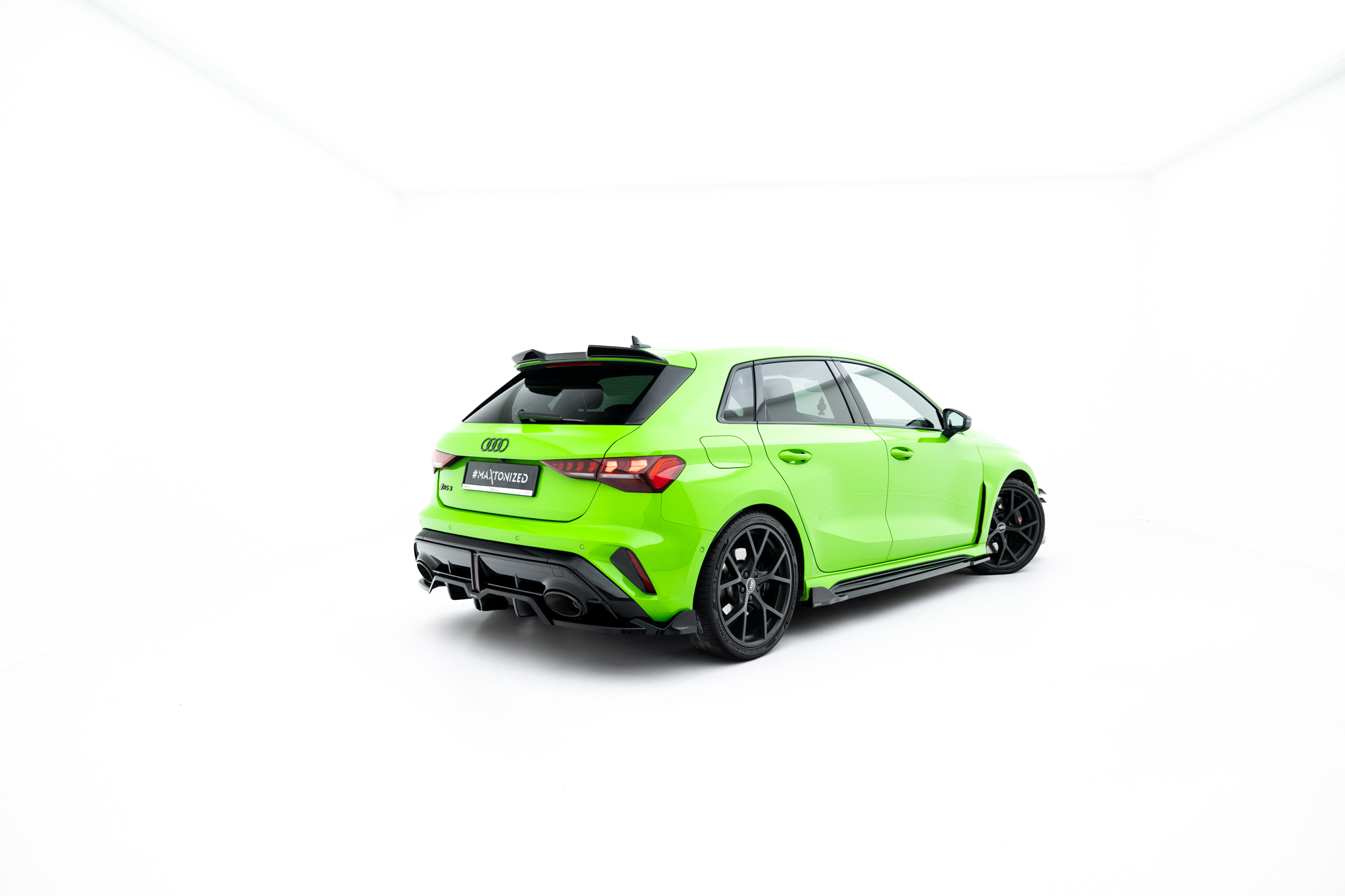 pol_po_Set-of-Splitters-V-2-Audi-RS3-Sportback-8Y-Facelift-23459_10 pol_po_Set-of-Splitters-V-2-Audi-RS3-Sportback-8Y-Facelift-23459_10
